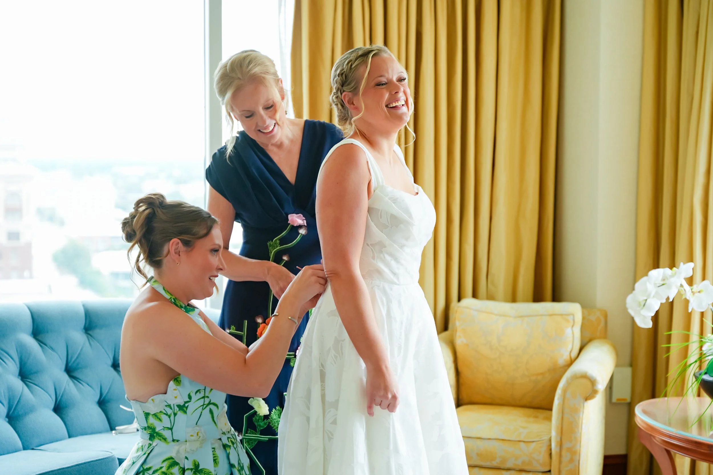 Kelsie_Enderson_Newfields_Indianapolis_Wedding_017.JPG