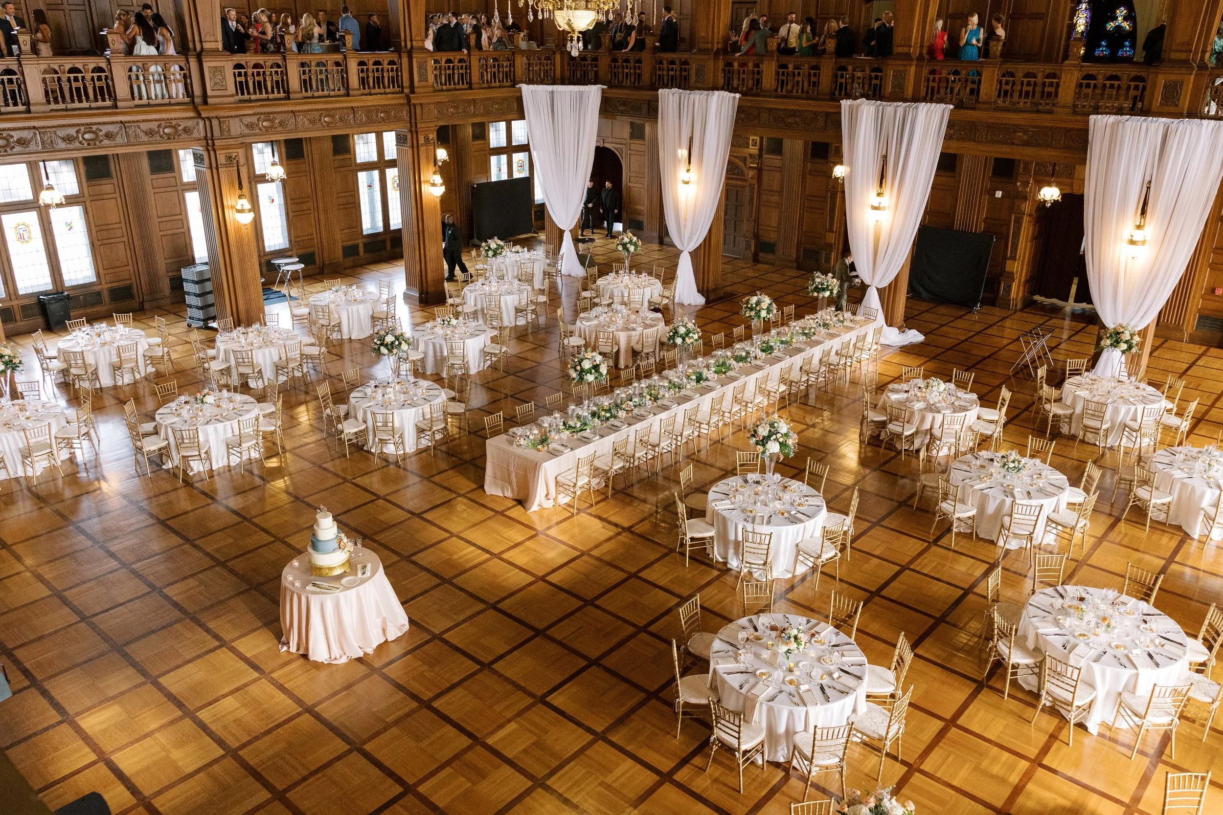 Erica & Luke _ Sneak Peeks-39.jpg