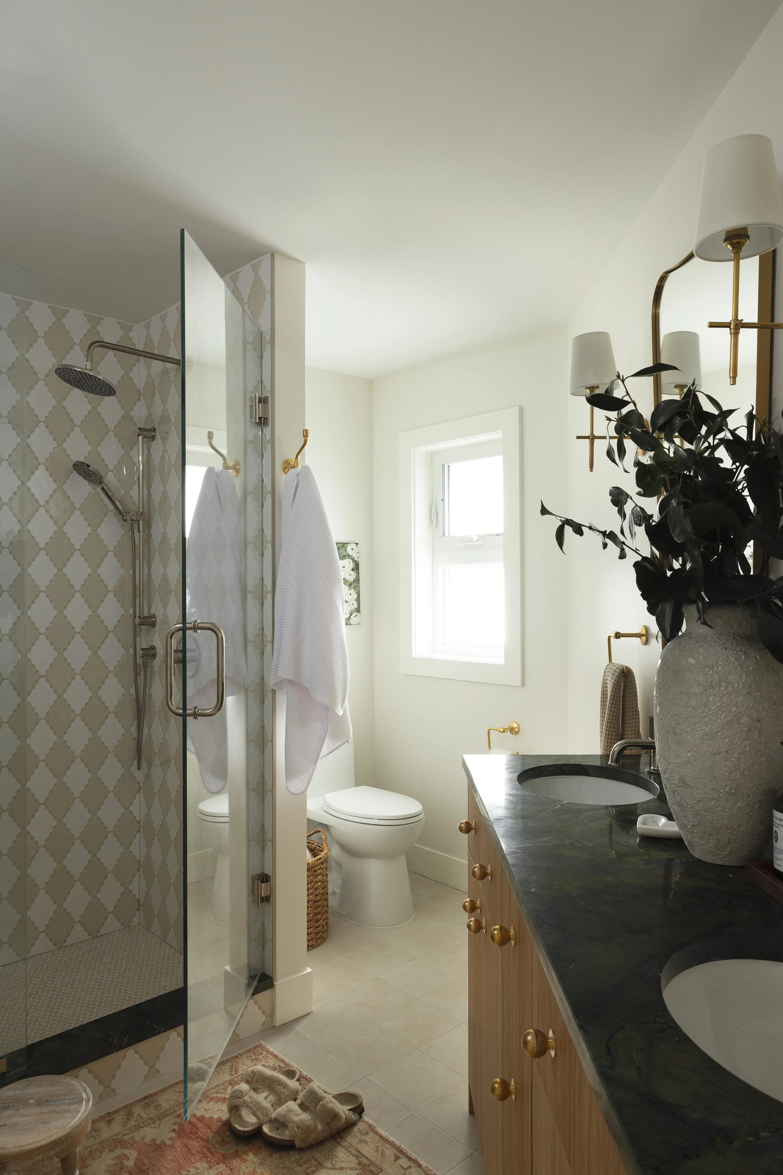 41439 Meadow Ave Internet-44.jpg