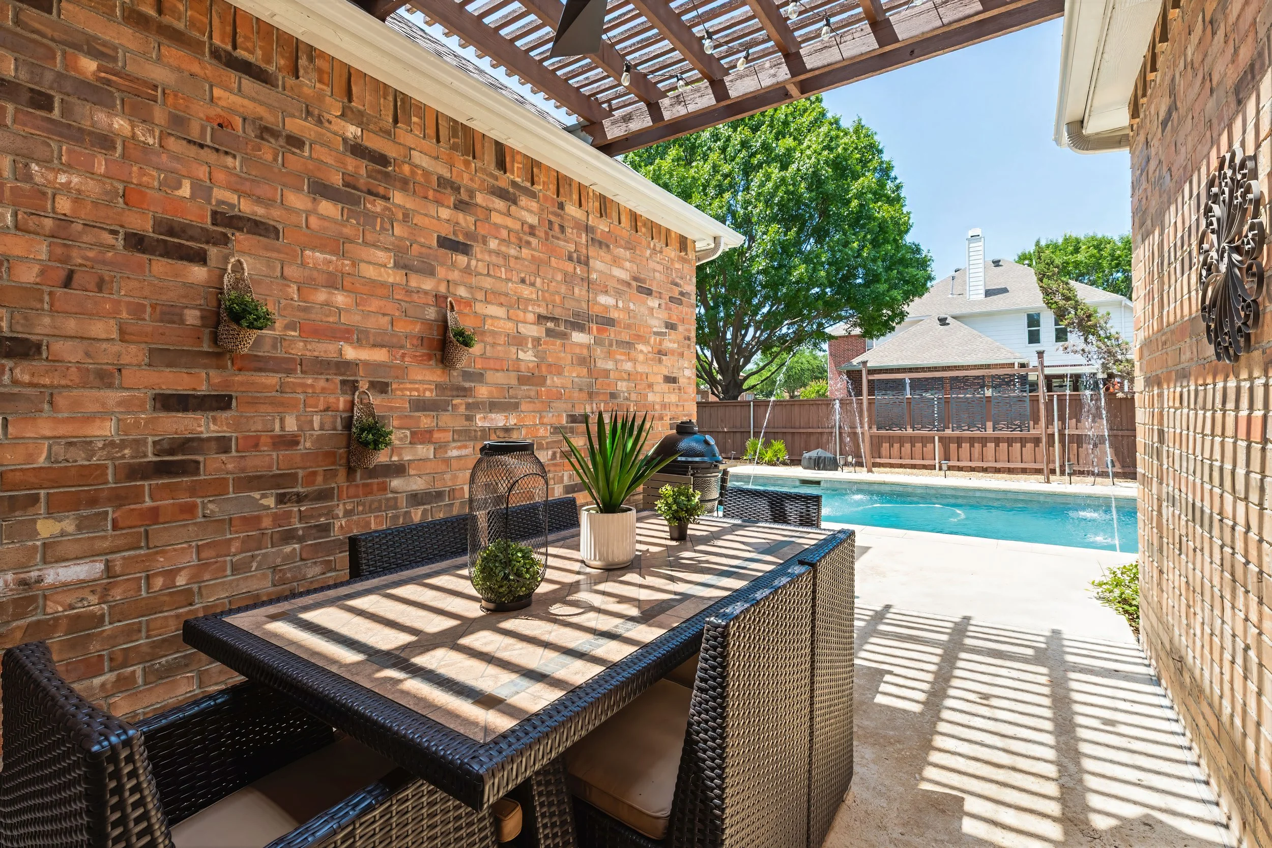 Backyard-Covered-patio-seating-2.jpg