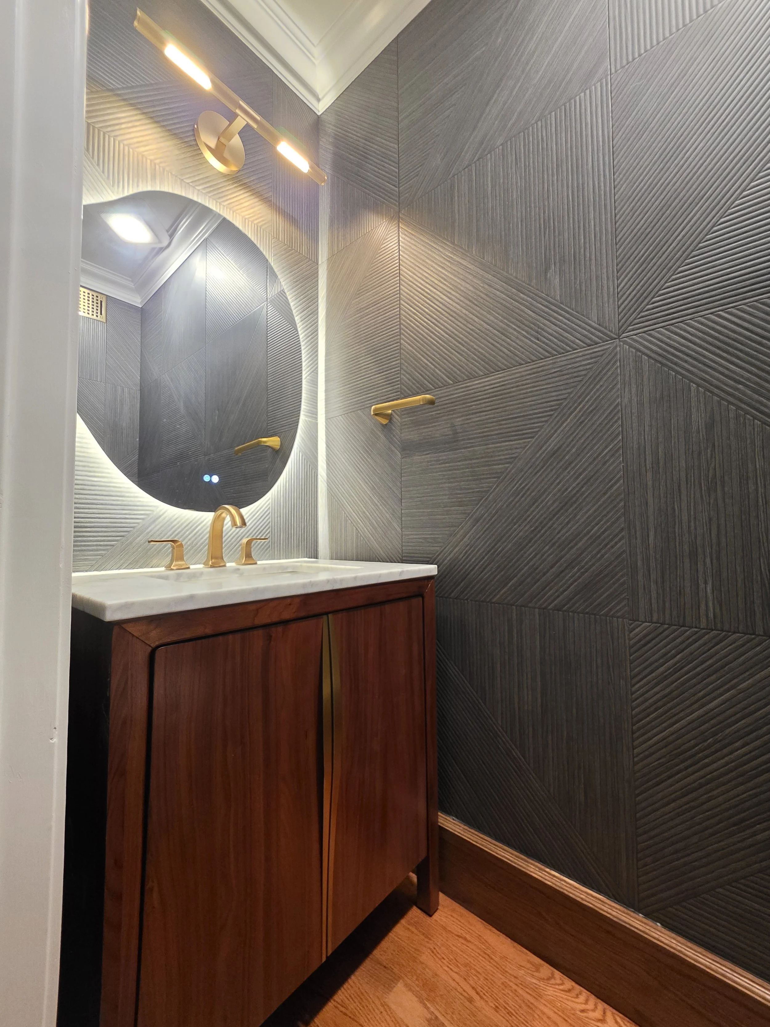Sam & Tammy's Powder Bathroom