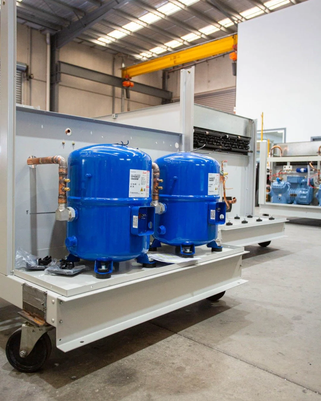 It's what's inside that counts.

Every chiller is made up of many individual components and each play an important role in the reliability and performance of the finished system.

So we don't just look at cooling capacity. 

We look at how every comp