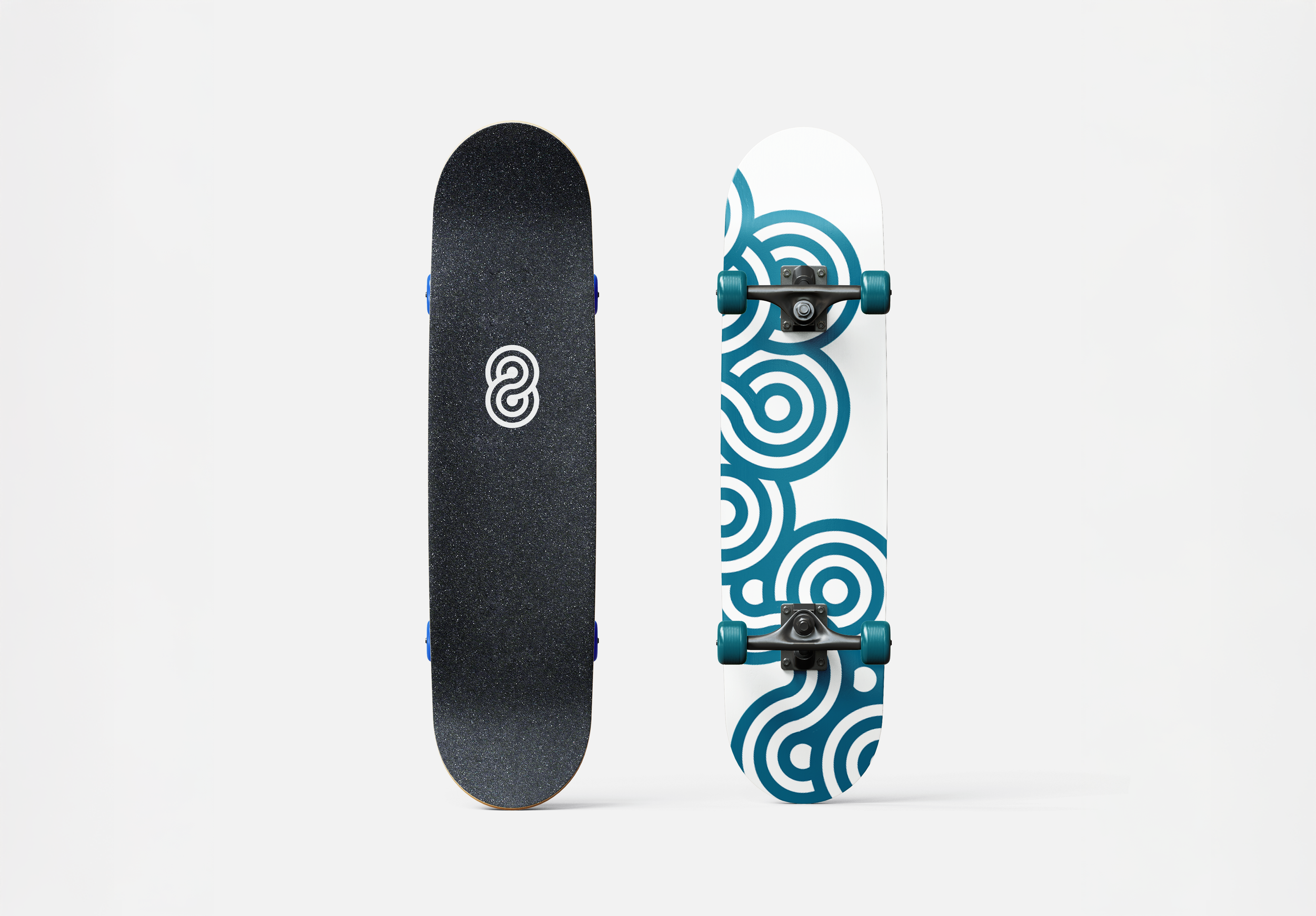 Free_Skateboard_Mockup_7.png