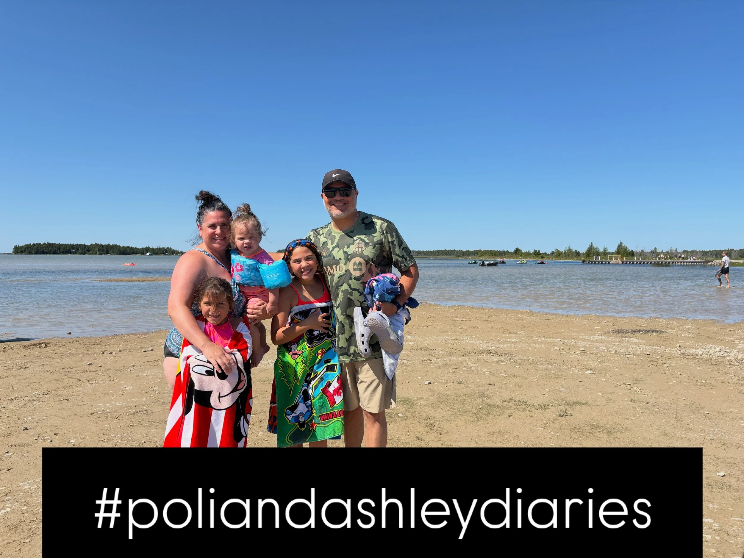 #poliandashleydiaries

A Day in the Life of Ashley ☀️🏖️

When I&rsquo;m not facilitating workshops, planning BFF Club, or supporting women and families, you&rsquo;ll usually find me right here&hellip; soaking up time with the people who matter most.