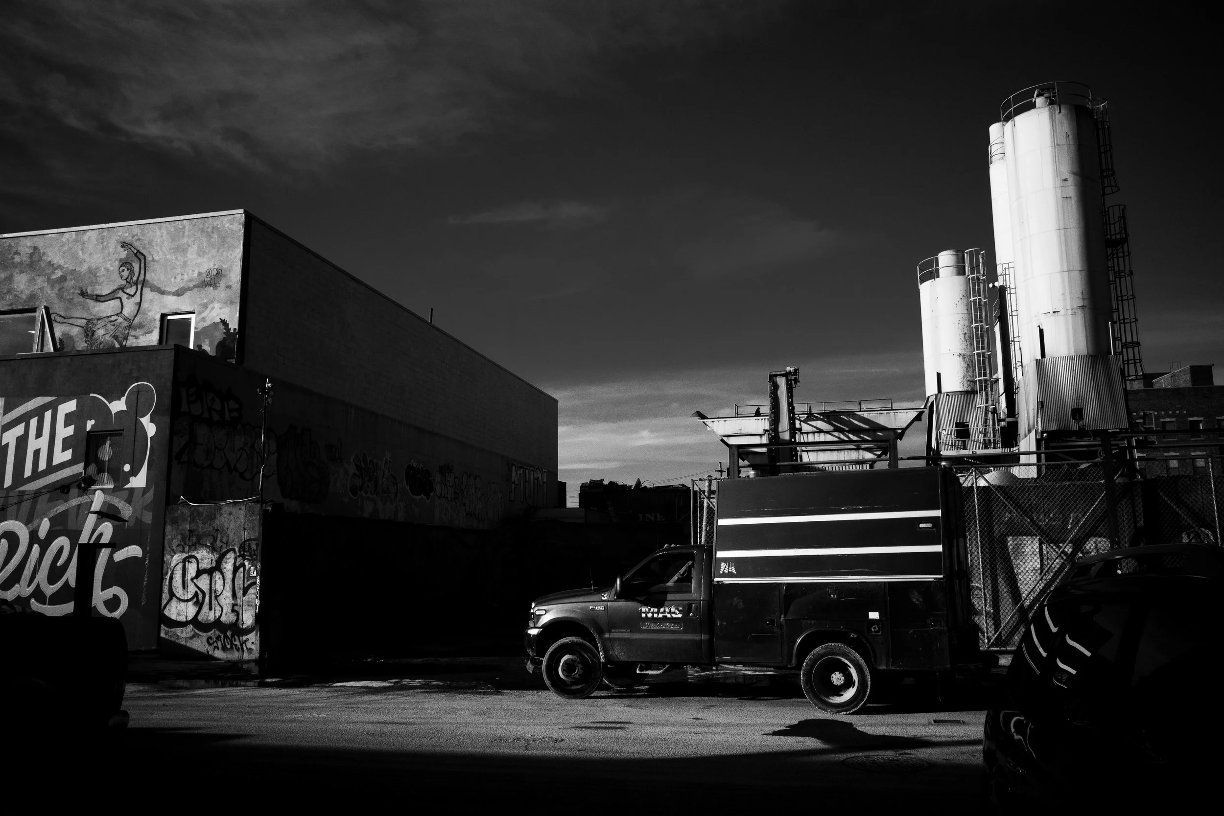ML000548.jpg