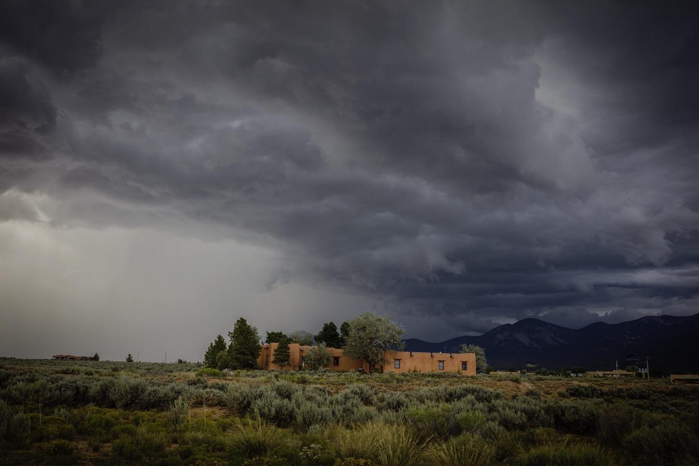 New Mexico seems to have great storms. Taken a couple of years ago, this storm loomed over the house I rented. What a spectacular scene! 

#storms #new Mexico