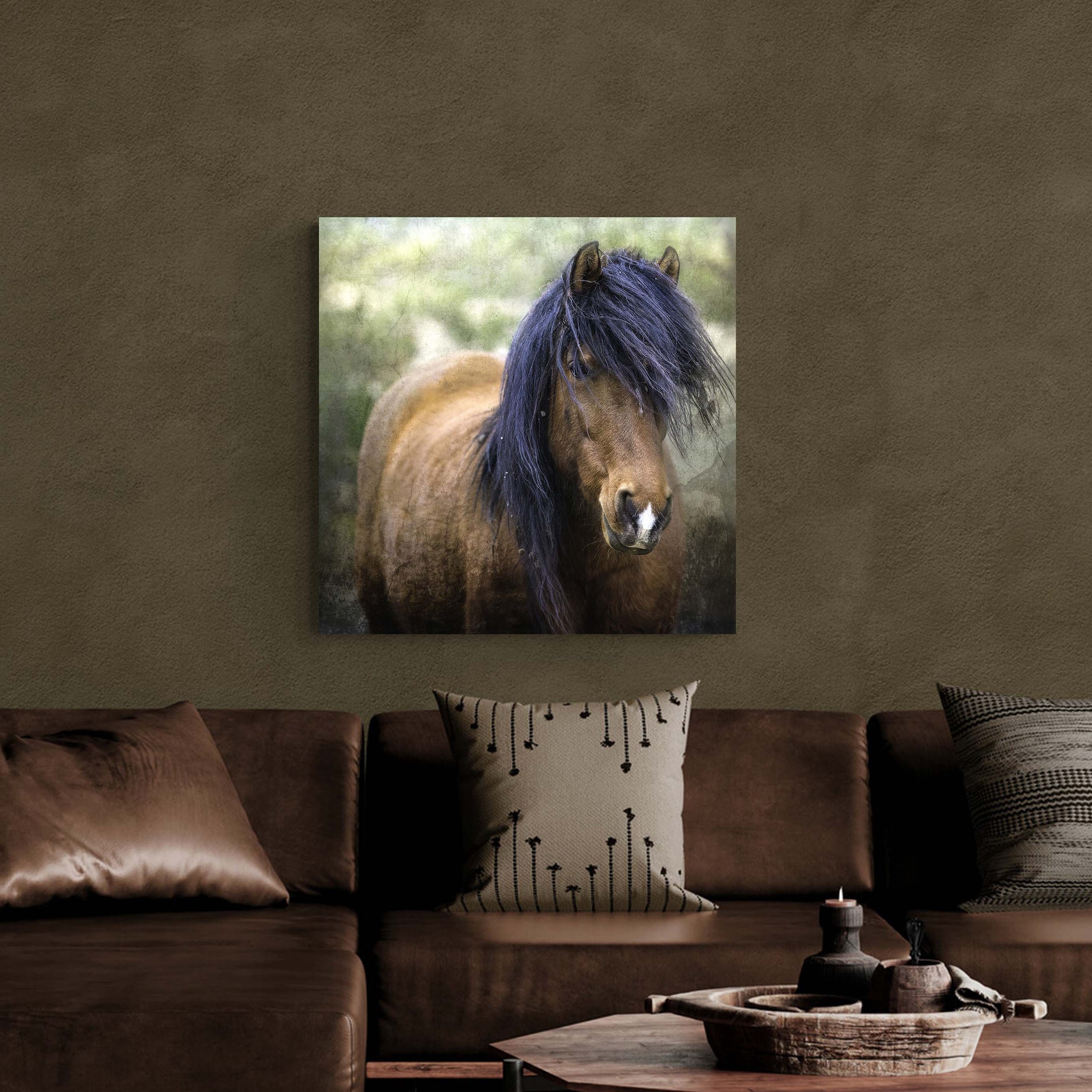 LU_SpecialEDPhotos_RoomMockups_Mustang30x30_Clr.jpg