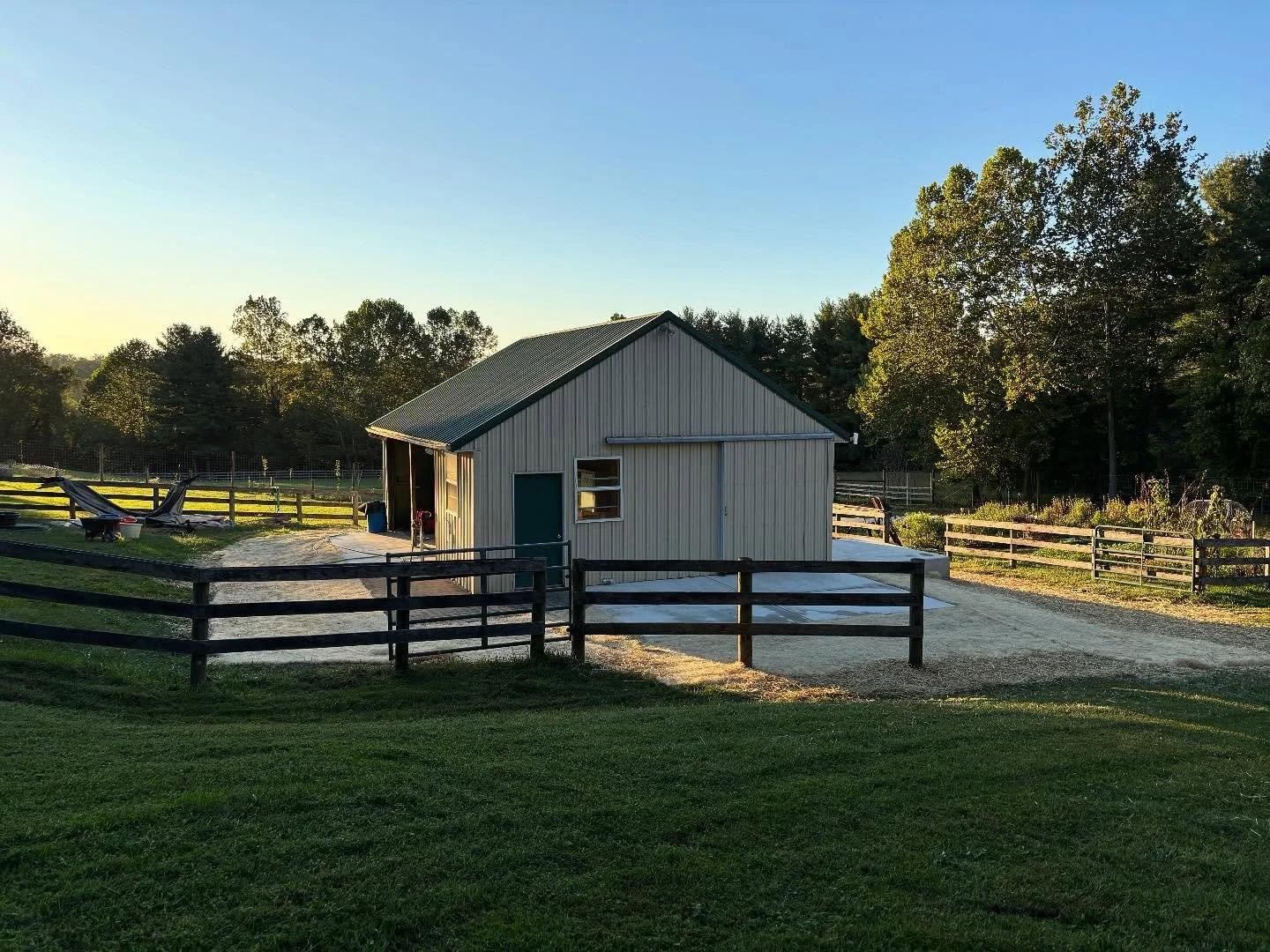 Wash/pack in style!! The long awaited barn renovation. Looks even better in person. See last photo for the &ldquo;before&rdquo; 😀