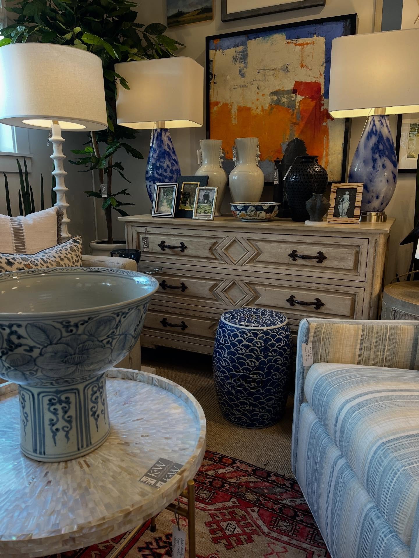 Pops of color&hellip; #interiordesign #curatedliving