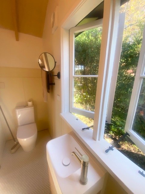 retreat toilet.jpg