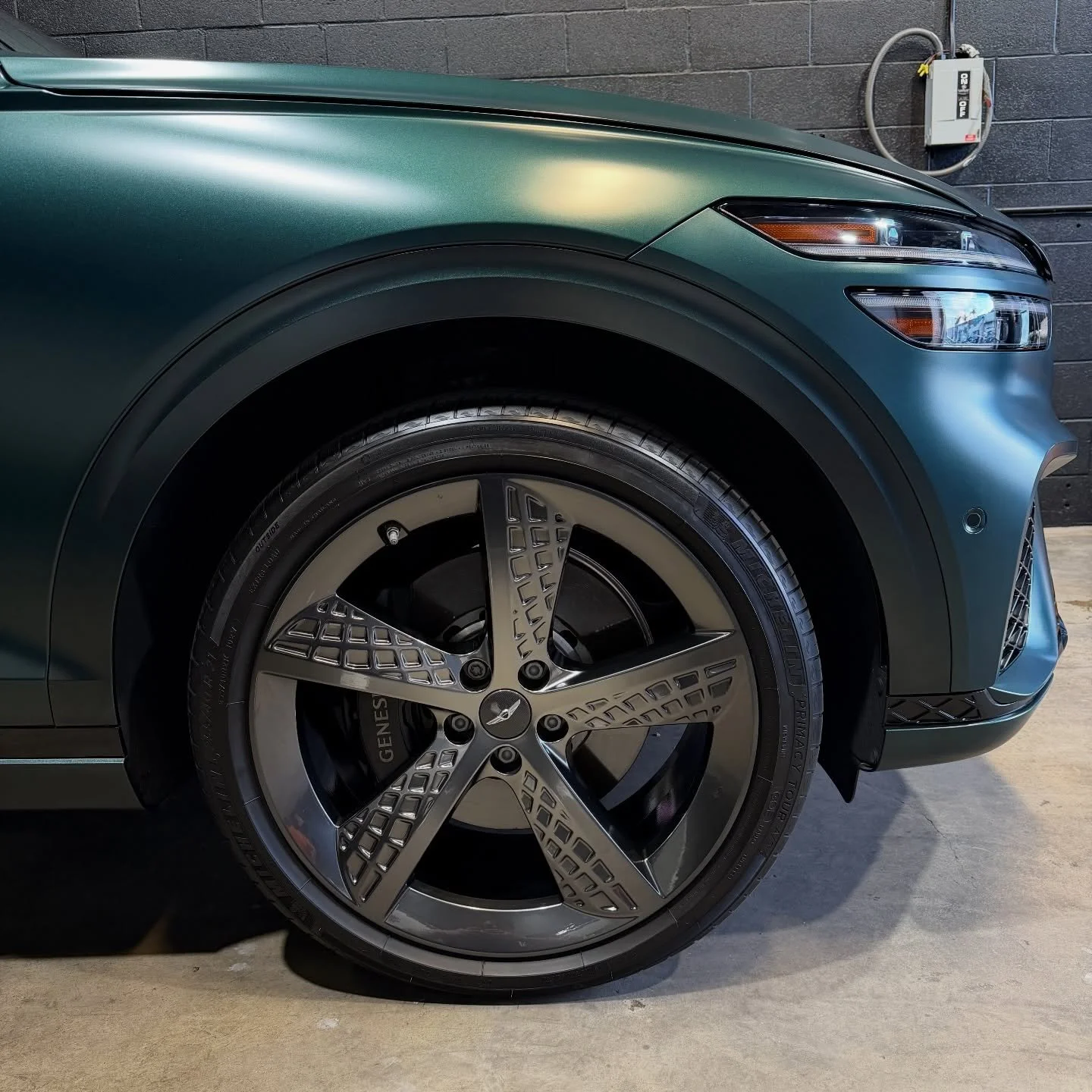 Yes! Even matte cars need ceramic coating! They aren&rsquo;t very polish friendly so any etching into matte paint johs are disastrous 

Serious about keeping your vehicle looking its best?
Call or text to schedule your appointment.

📞 (562 239-6550)