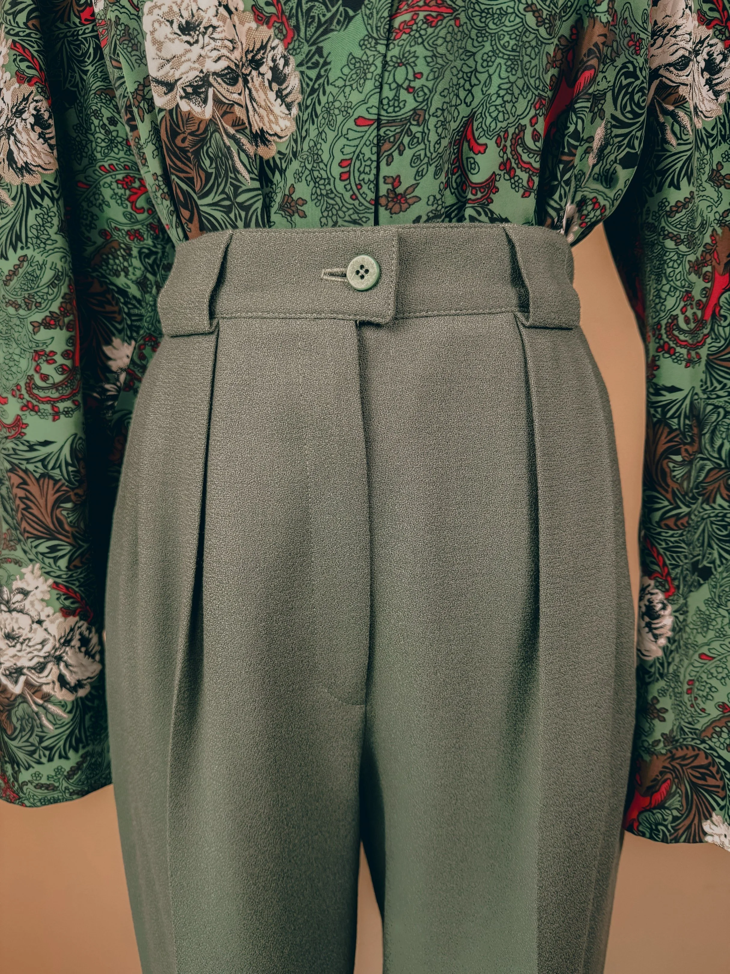L- Emerald Era Red Holiday Collection-05.jpg