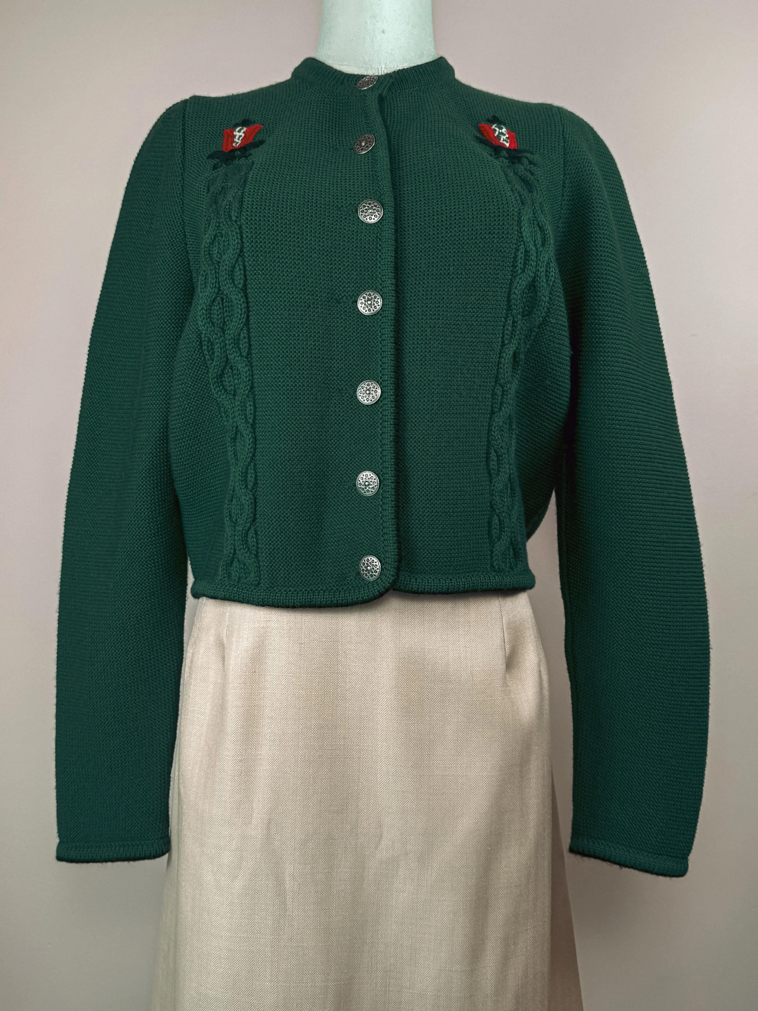 R-Emerald Era Red Holiday Collection-11.jpg