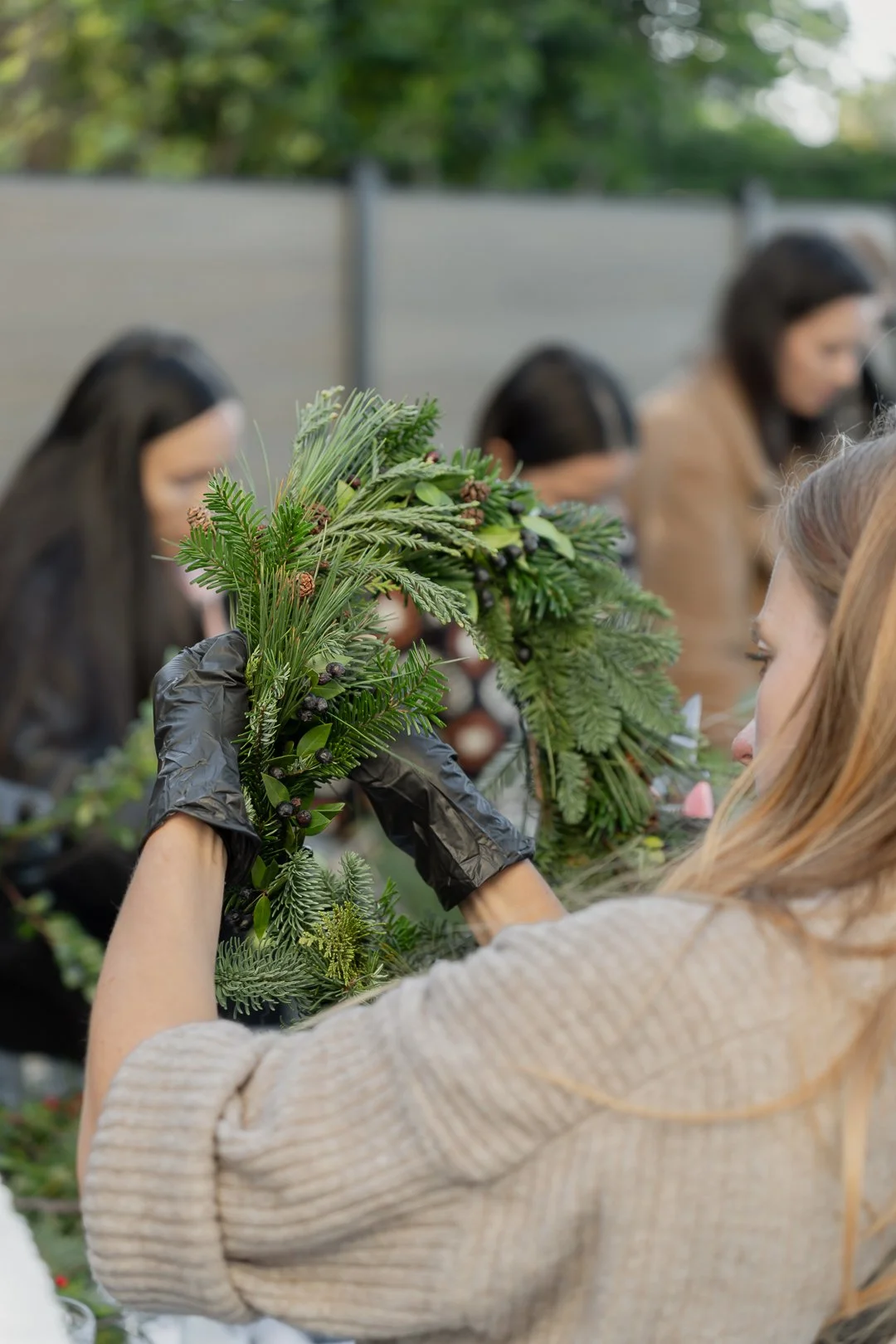 12092023_WreathWorkshop063.jpg
