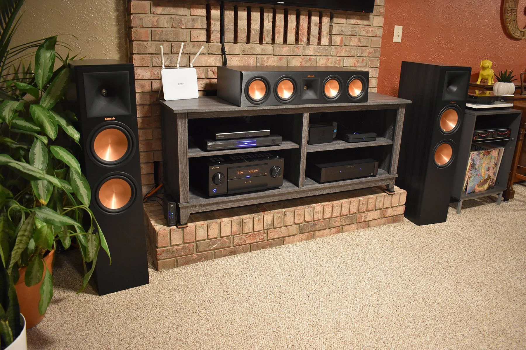 Klipsch Stereo Speakers and Amps