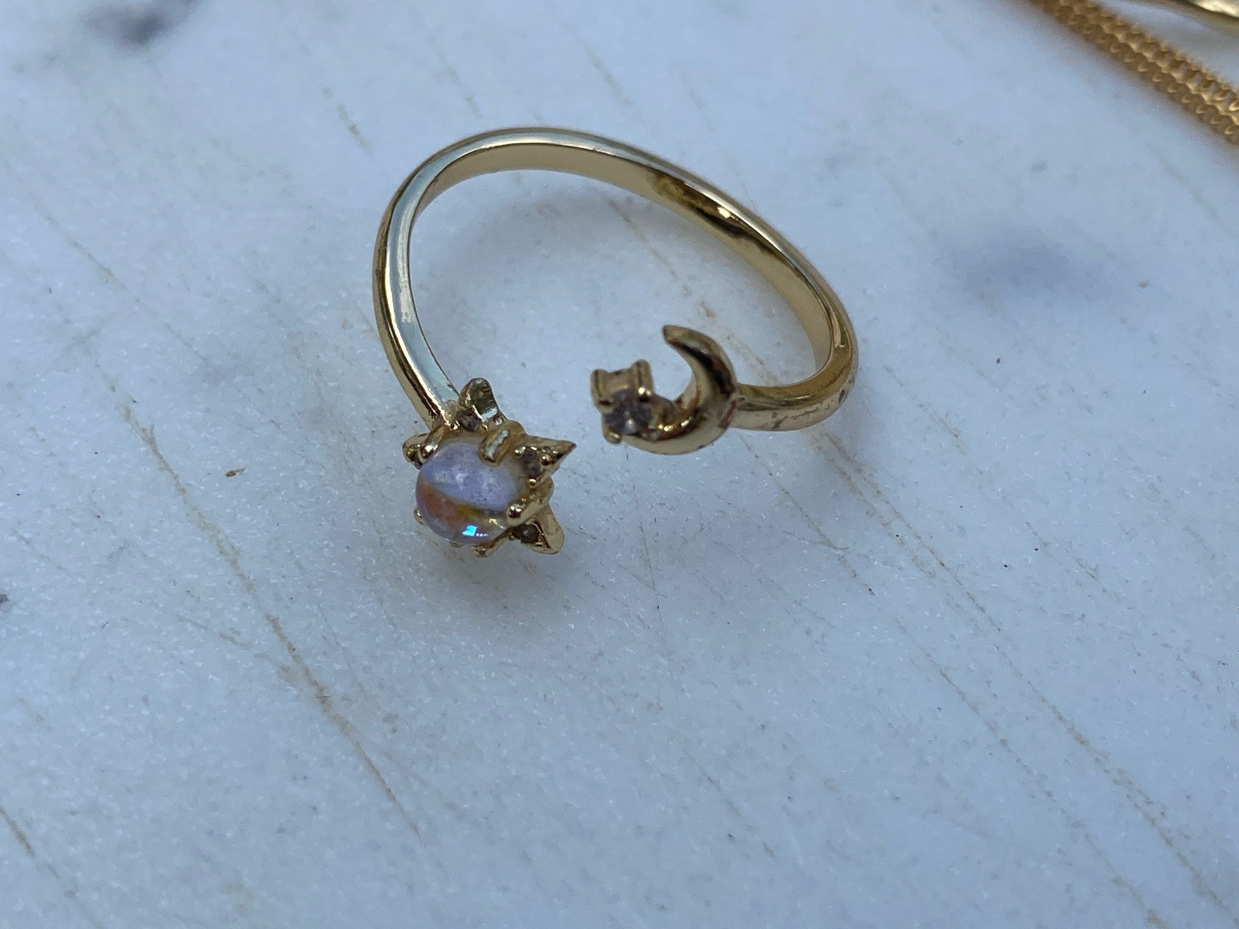 https://i.etsystatic.com/18995477/r/il/bd6354/3177955167/il_fullxfull.3177955167_j2ns.jpg