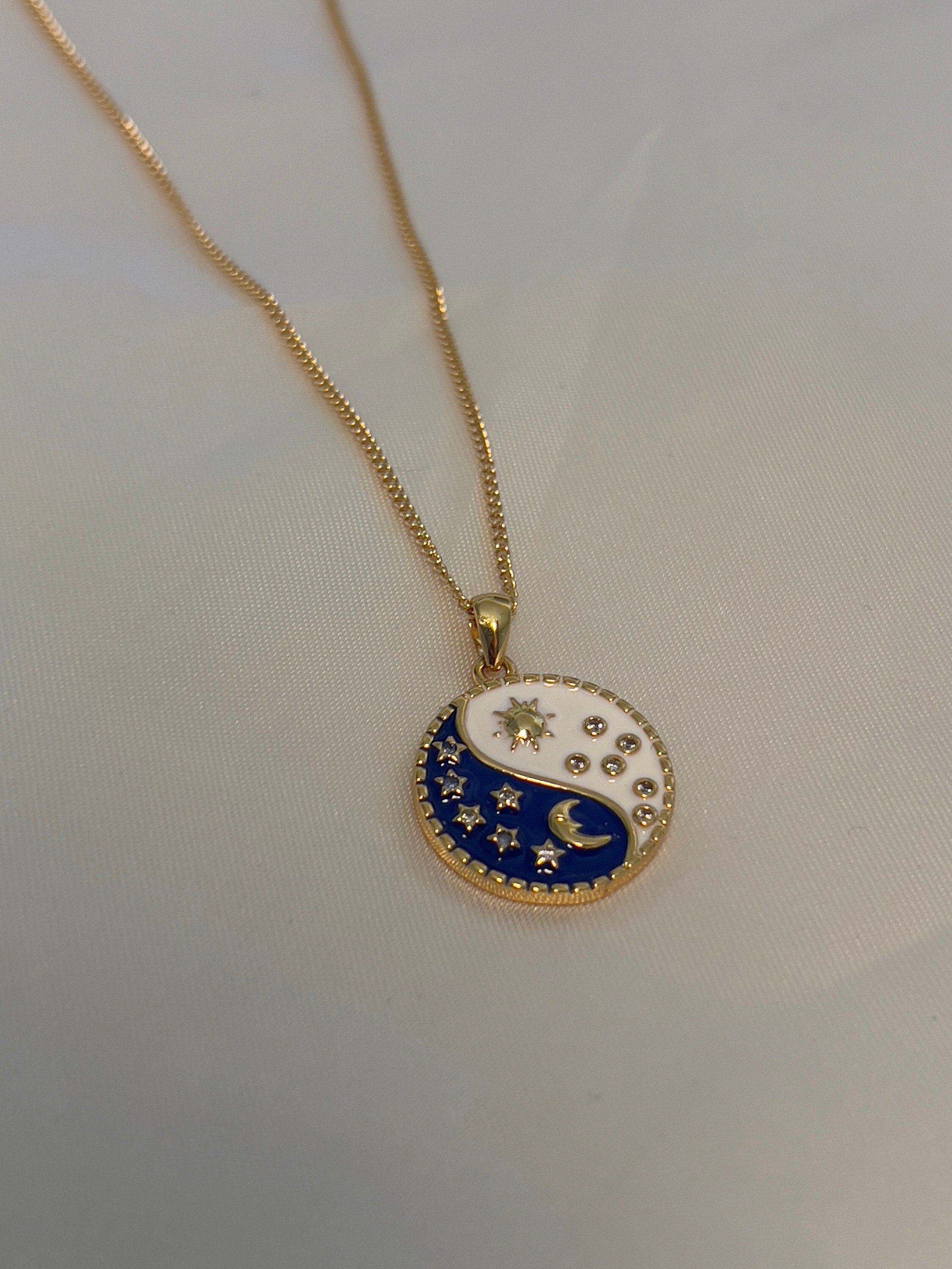 https://i.etsystatic.com/18995477/r/il/d327fa/5281923035/il_fullxfull.5281923035_26q2.jpg