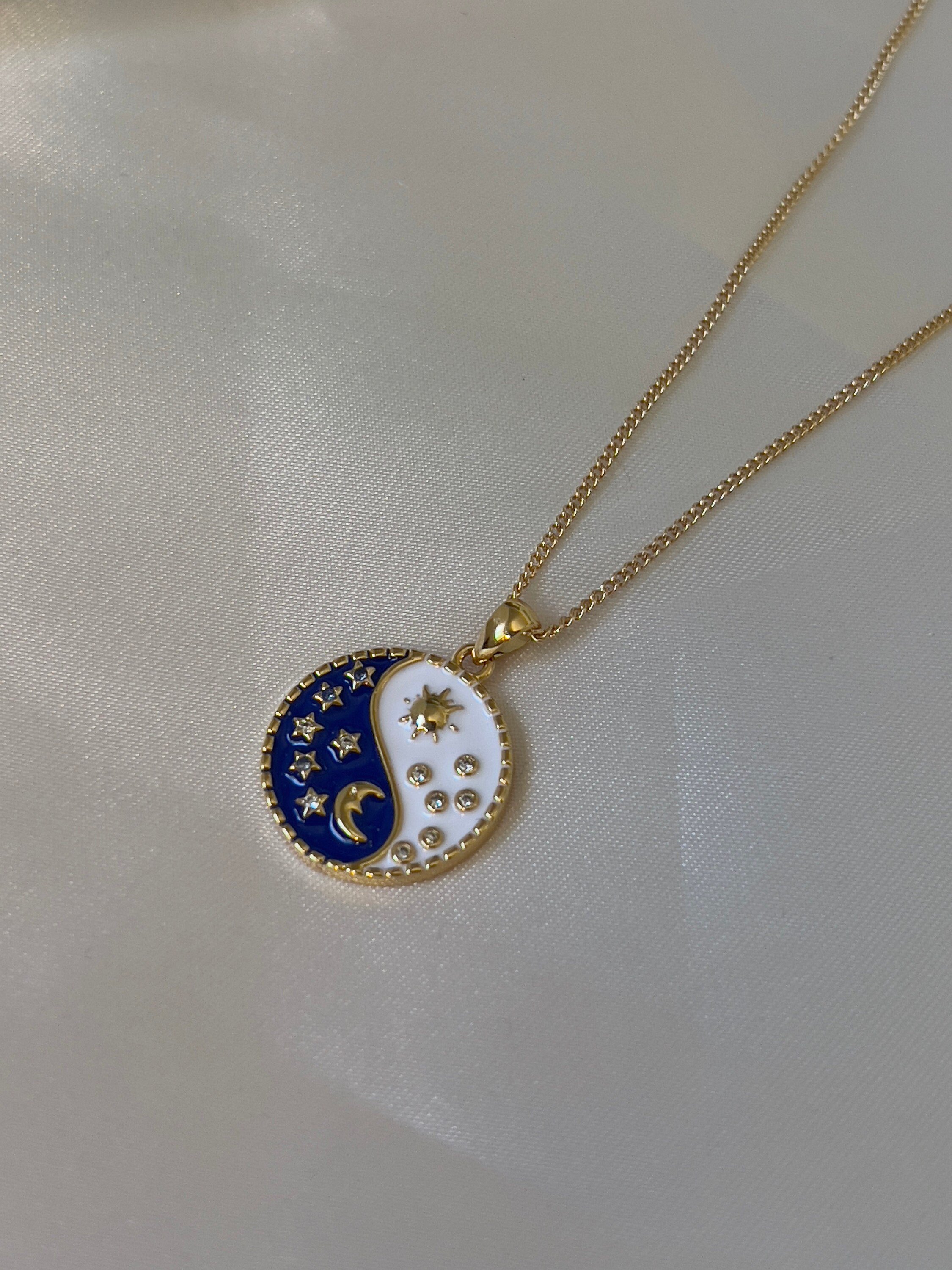 https://i.etsystatic.com/18995477/r/il/e9877a/5281923057/il_fullxfull.5281923057_8alr.jpg