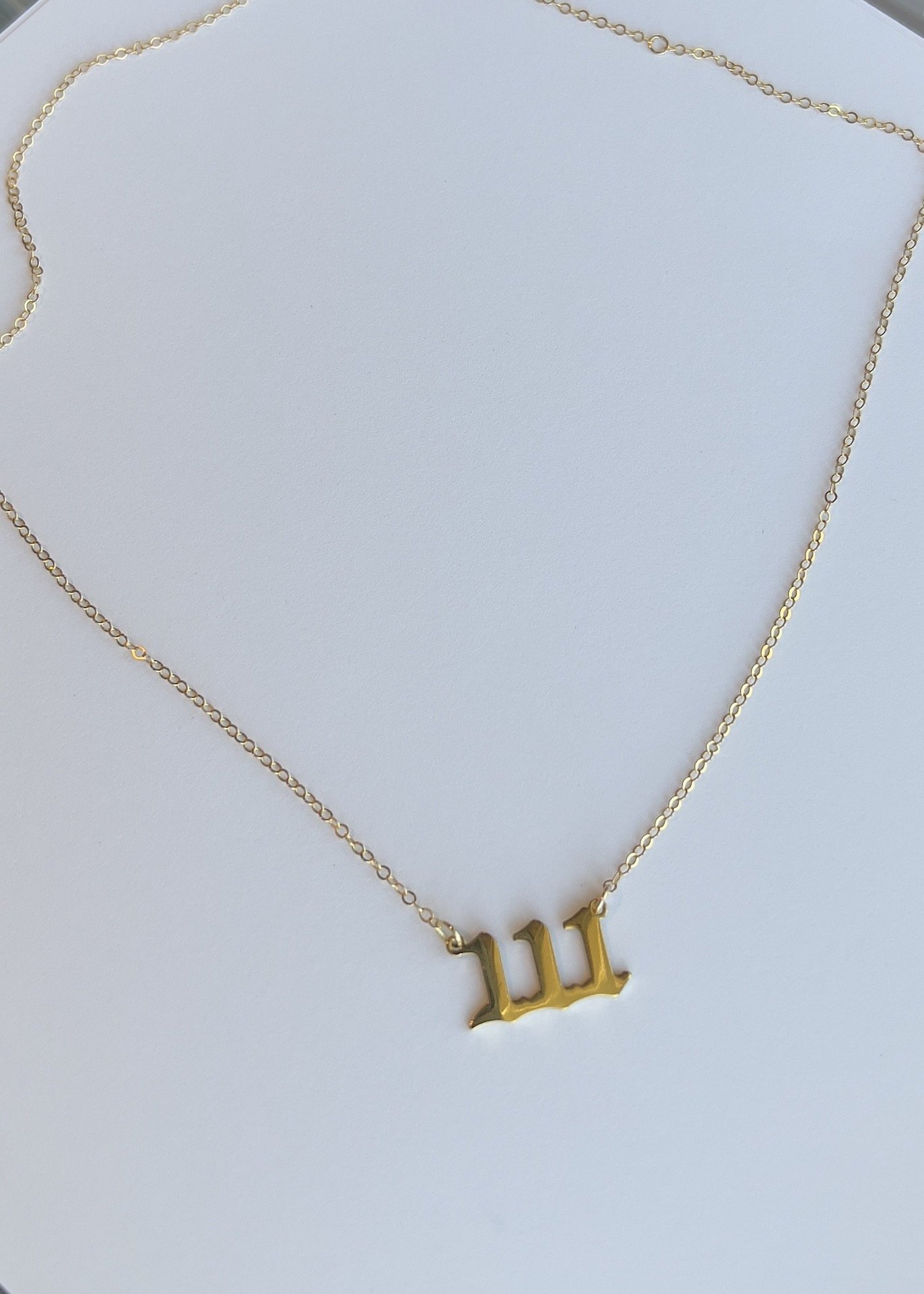 https://i.etsystatic.com/18995477/r/il/b47076/5198586504/il_fullxfull.5198586504_kgx8.jpg