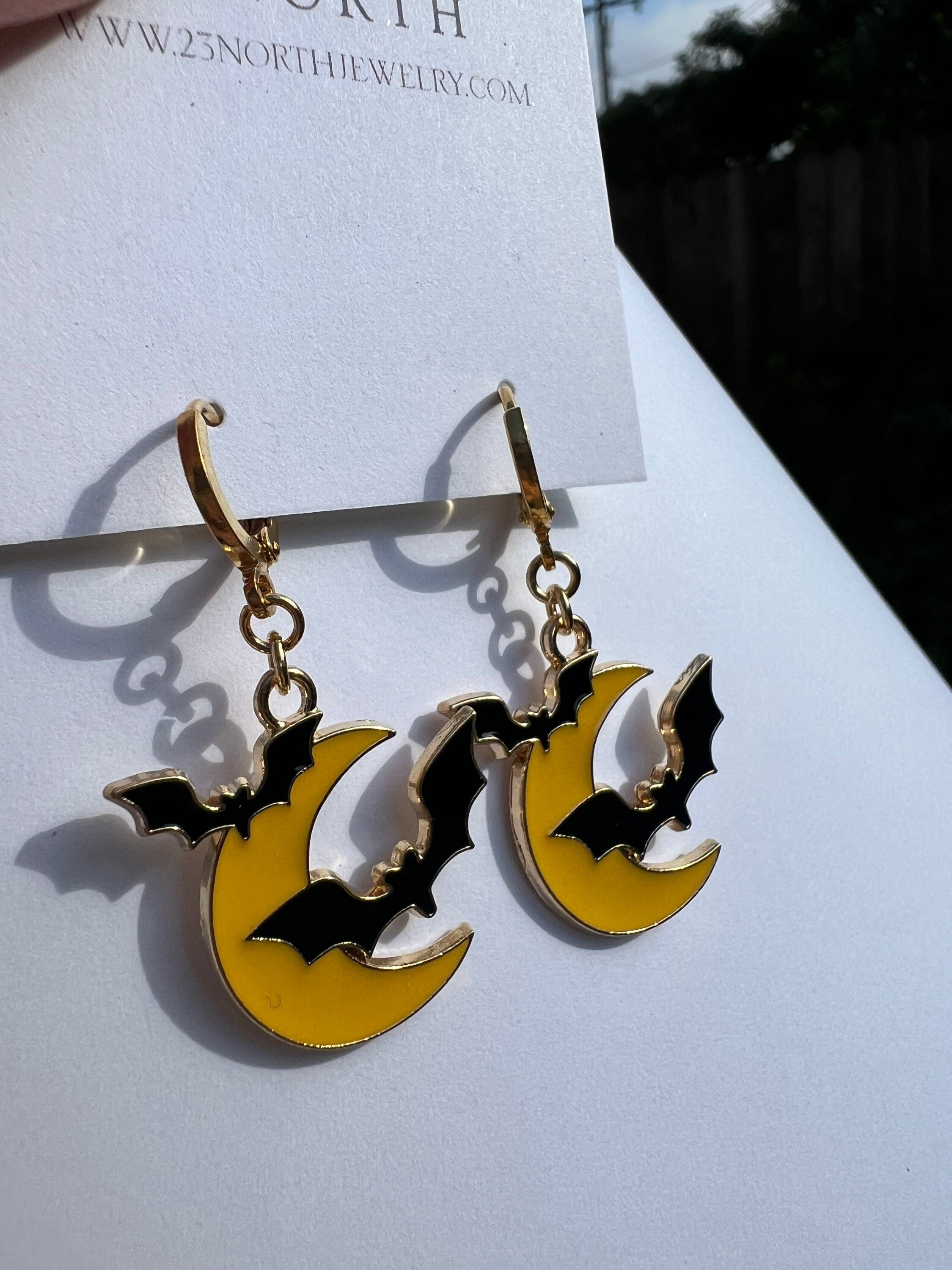 https://i.etsystatic.com/18995477/r/il/74bab9/4249711786/il_fullxfull.4249711786_3zom.jpg