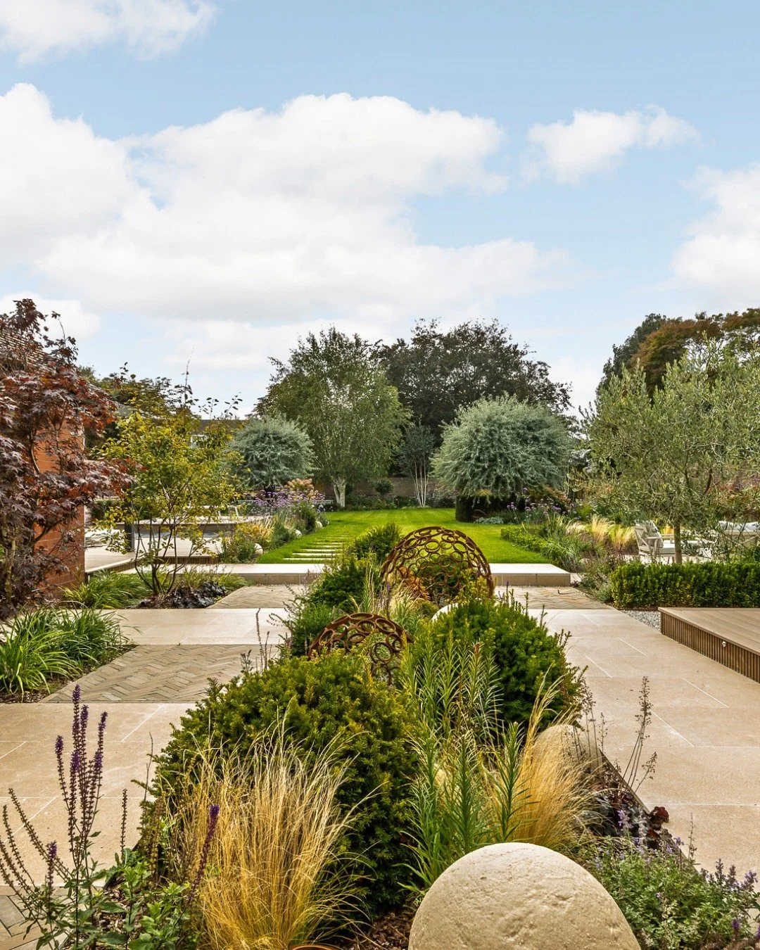 Our last post on the Crosby build (for now..) 🌾✨

Honestly, there has just been too much in this garden to ever fit into a standard feed rollout. From front kerb appeal to the far corners of the rear plot, every square metre was designed with absolu