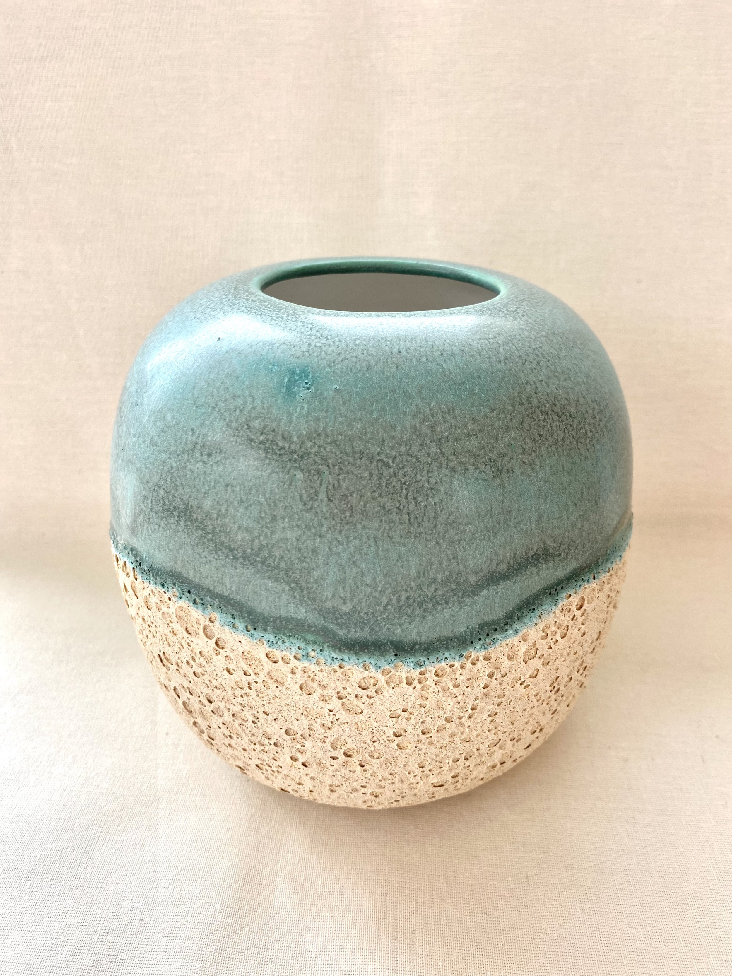 7Coast Vase Medium Turq.jpeg