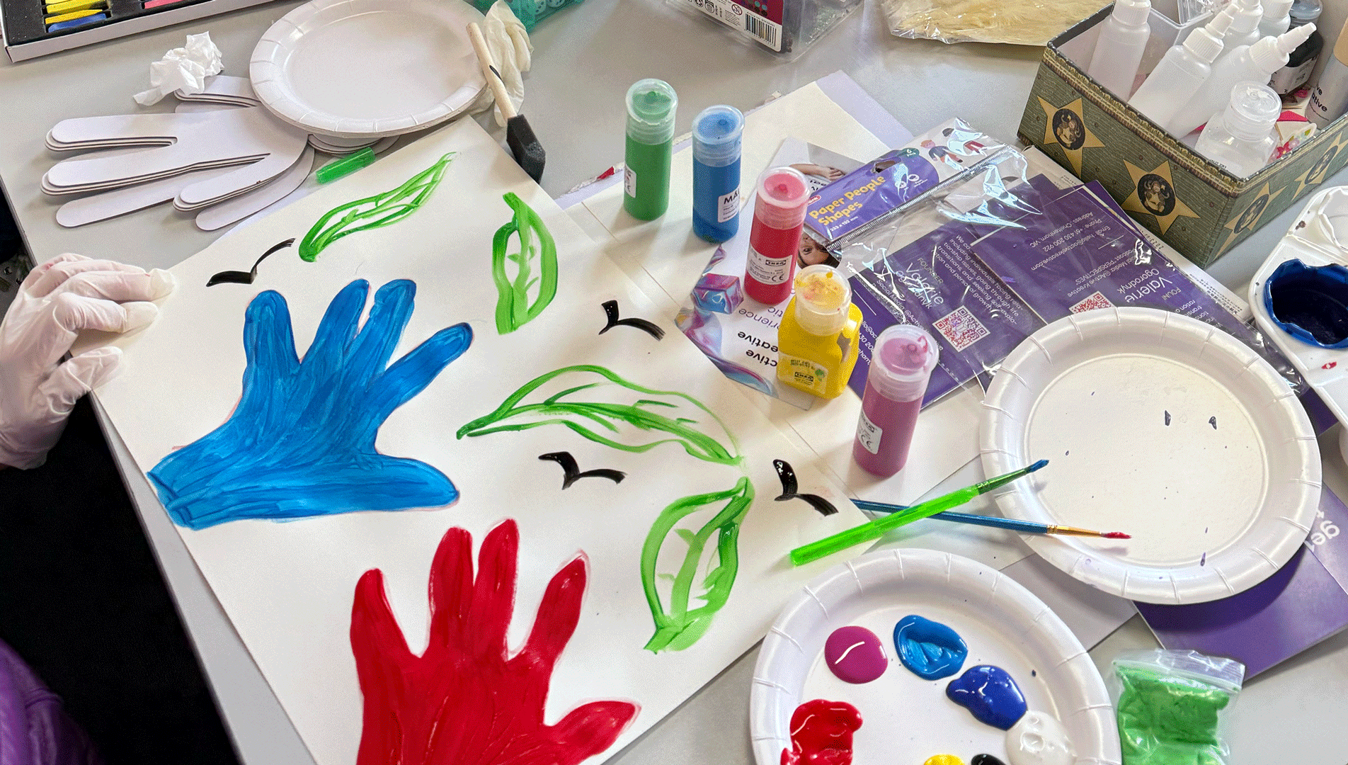 play therapy, melbourne circle, hand therapy