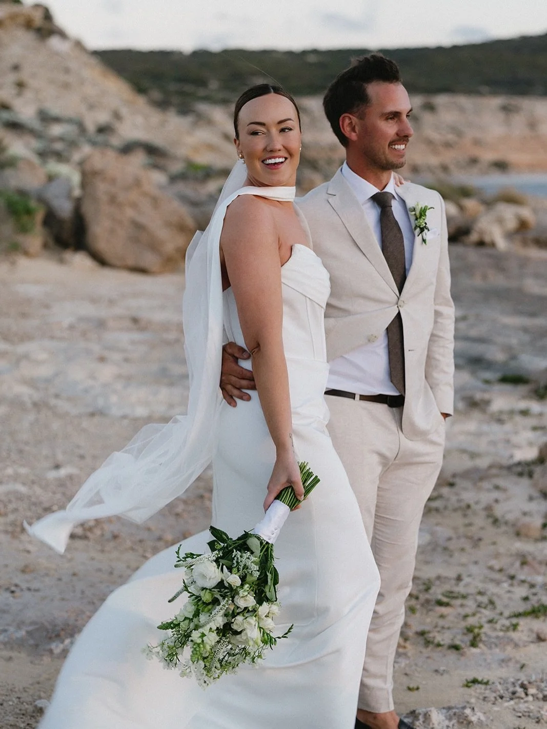 What a privilege to be a part of Ella and Mitch&rsquo;s elopement. A beautiful, calm morning and a day filled with love and family. ✨🥂

Thank you so much for having me 🫶🏼

Bride @ellapenfold 
Makeup @makeup_bylysh 
Photos @bonniemcevoyphotography 