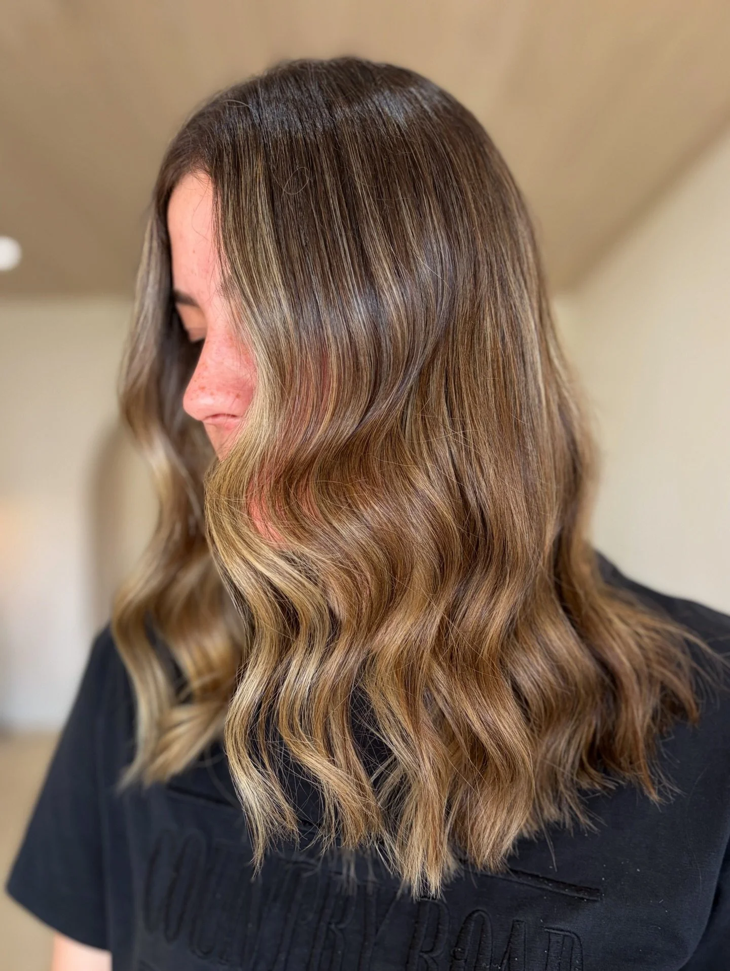 The 10&rsquo;s are coming through thick and fast and I&rsquo;m loving it! ❤️&zwj;🔥 

We did a big lighten up for a bit of a change for this beauty 🫶🏼🫶🏼

Also - Hands up if you got Hilary tickets?!