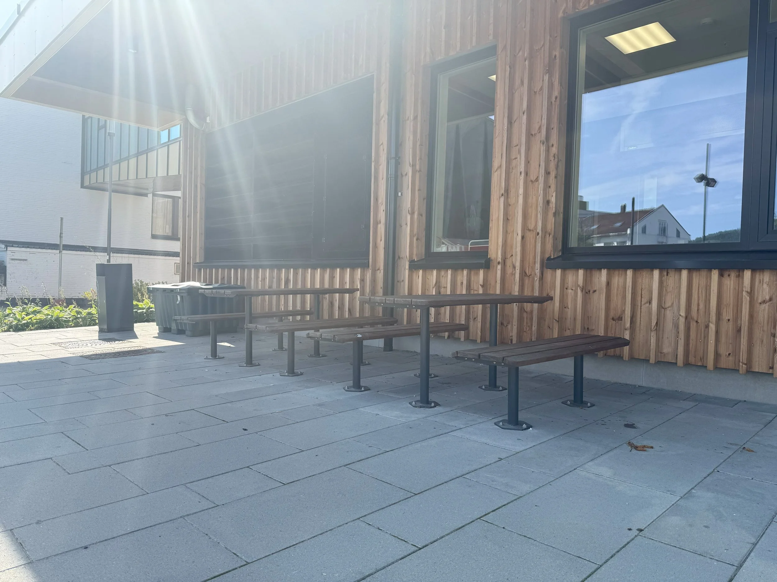 SOL krakk og SOL bord