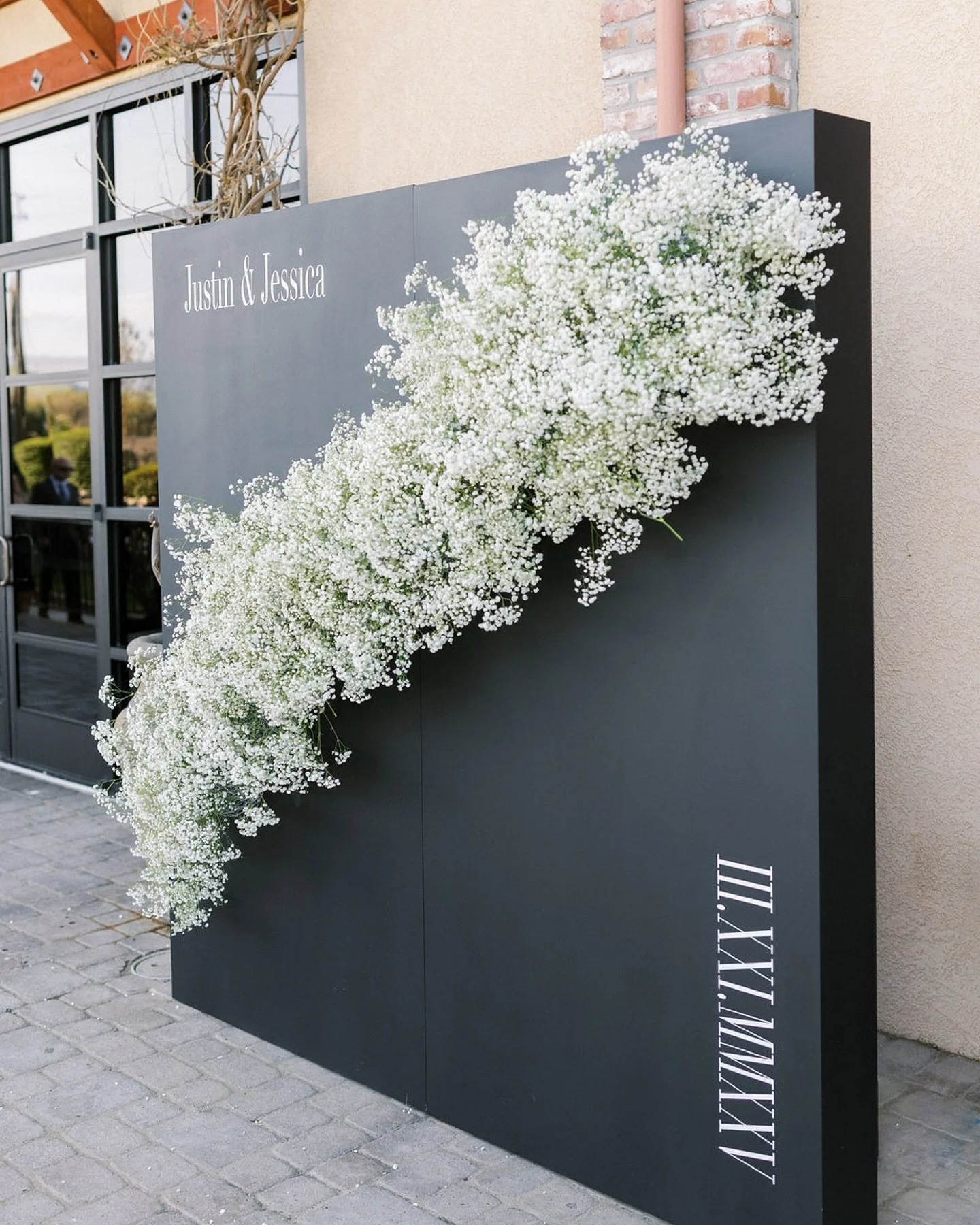 Still swooning over J&amp;J&rsquo;s gorgeous Wedding 🤍🕊️. Such a romantic, love filled day at @palmeventcenter 🦢🤍.

Couple: @xojessicajess &amp; @jrjess14
Cake: @cakecreationsbybev
Content Creator: @mybigdaybestie
DJ: @richmediacompany
Florist: @