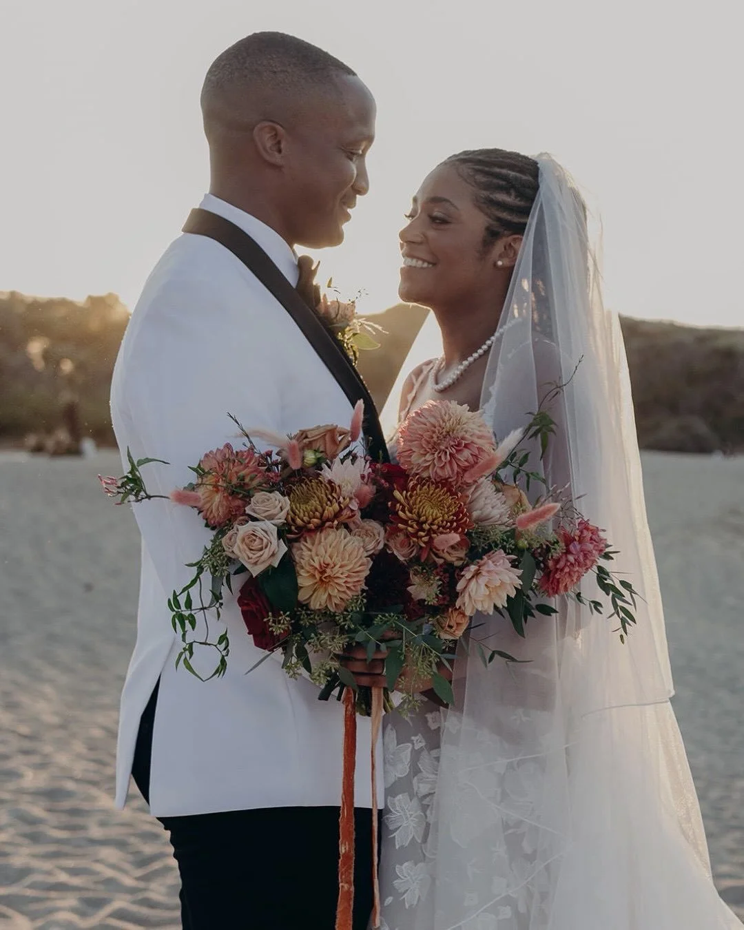 Some floral moments from Giovanna &amp; Nicolas&rsquo; Wedding in Carmel by the Sea 💕. 

Dessert: @idoweddingcakes380
DJ, Lighting, Photo Booth: @central_coast_entertainment
Favors: @guestsfavors_
Florals: @by_atmospherica 
Makeup: @aishasmakeup_art