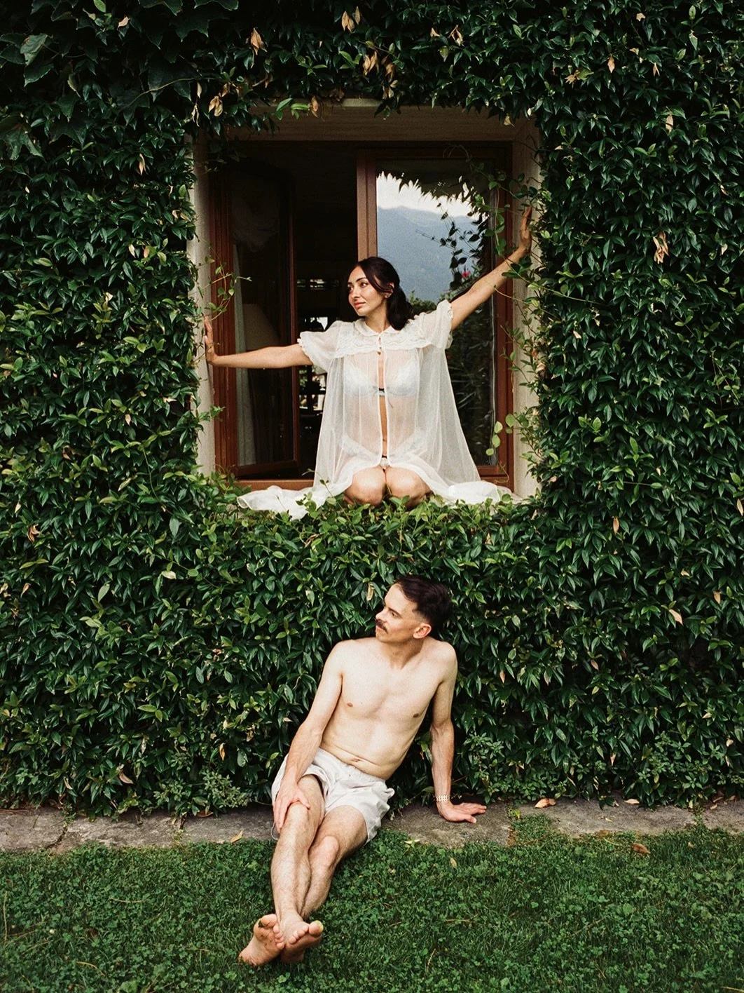 as I prepare for my next wedding season, I have found myself reflecting on this past year. reminiscing on days where I felt free and completely alive creatively. This was one of those days. Leaning into WHO my couples are, as I document their story, 