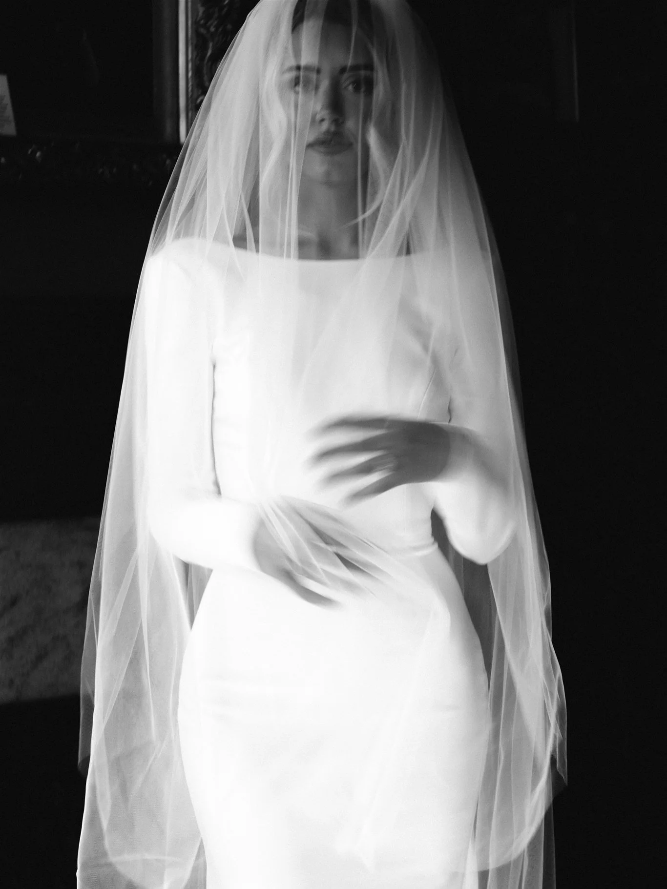 madison&rsquo;s beauty is not only the kind that stops you in your tracks, but if you could imagine it&hellip; her heart might be even more beautiful.. if that could even be possible. 

madison came to me alone for her bridals. she wanted to feel fem