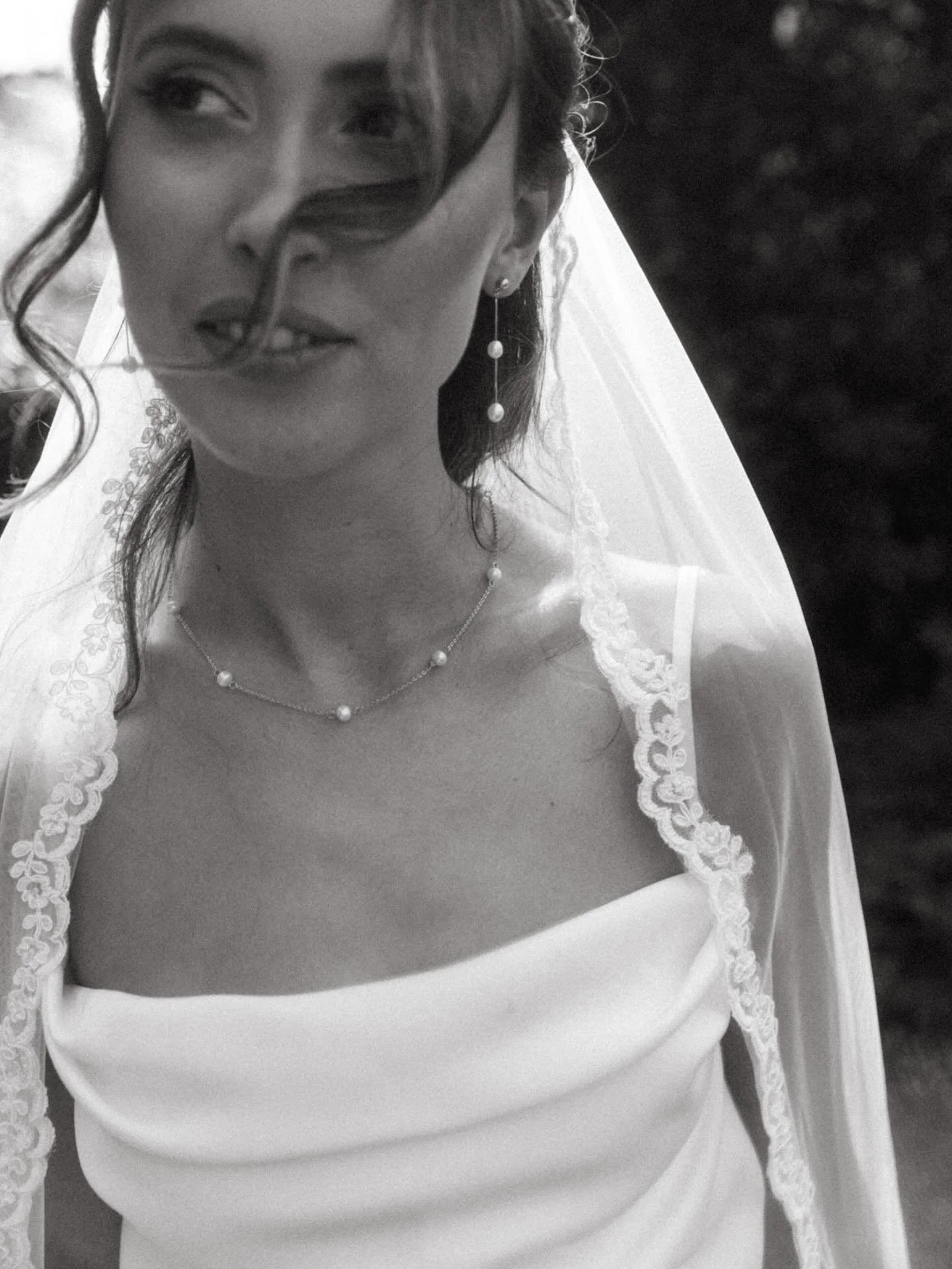 Kiera and her dress details on film last May 🎞️