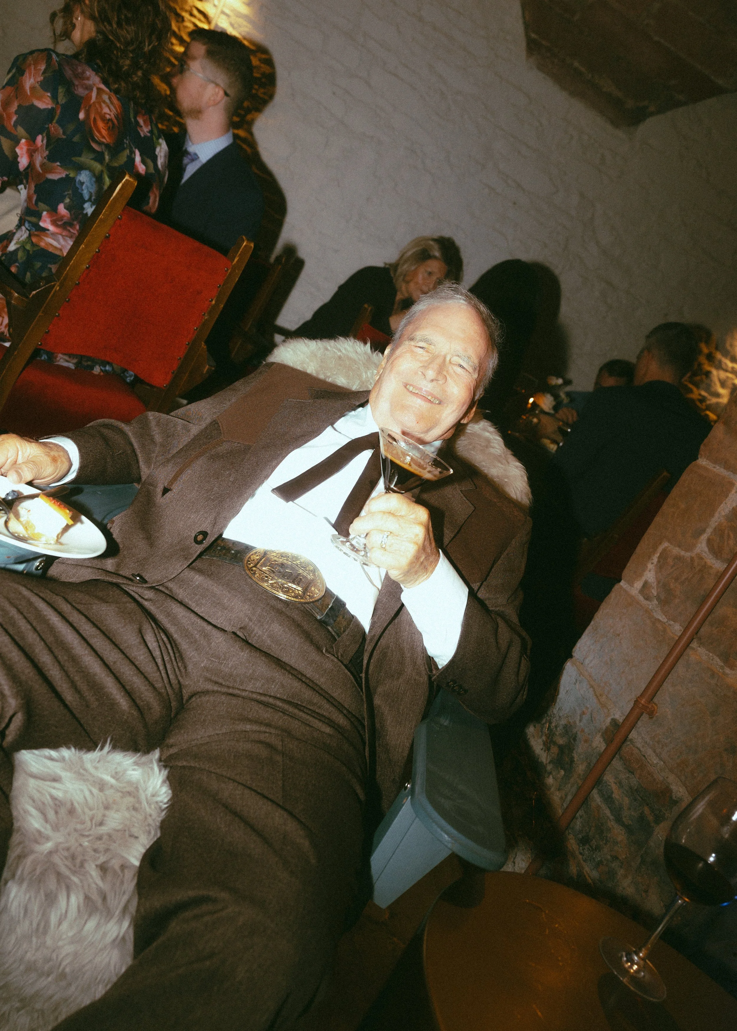 0-195.jpg