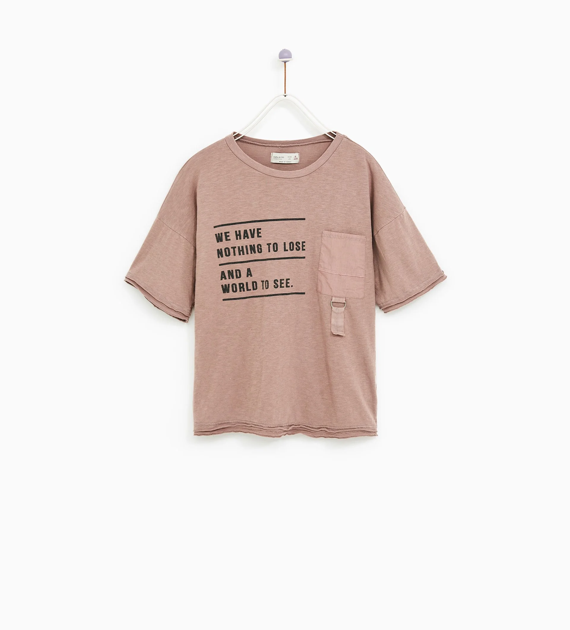 Zara Boys · Camiseta casual bolsillo plana.