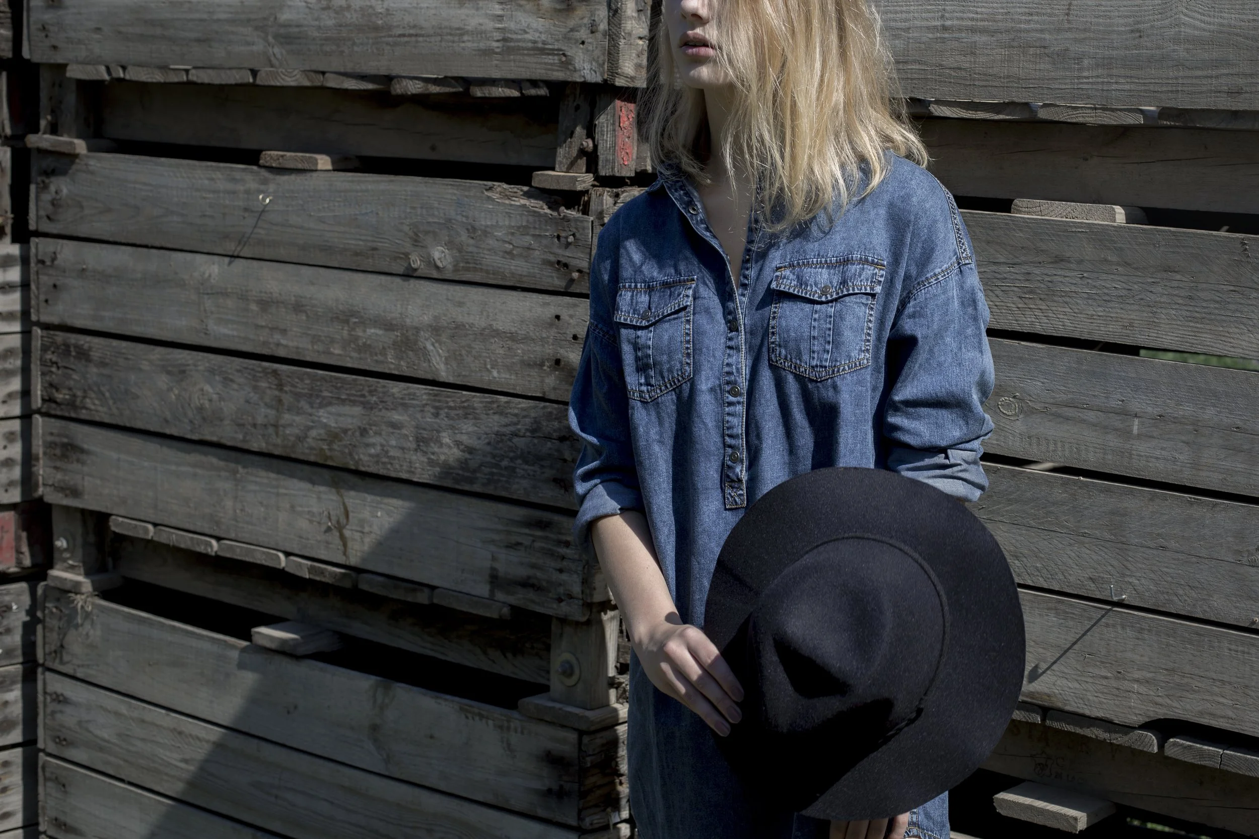 Shana Denim · Vestido camisero lavado tapeta media snaps. BGD.