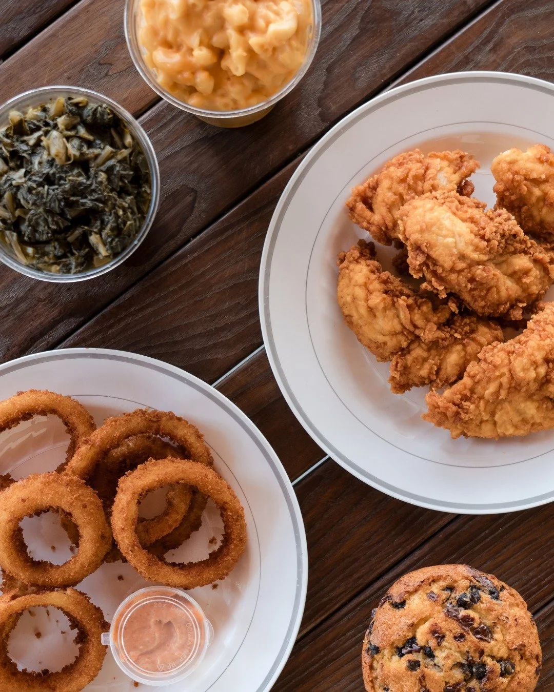 Some meals just hit differently. 

Crispy, cheesy, savory, and sweet? No wonder Lakeland's been coming back since 1983.

Don't wait, order now with the link in our bio🍗