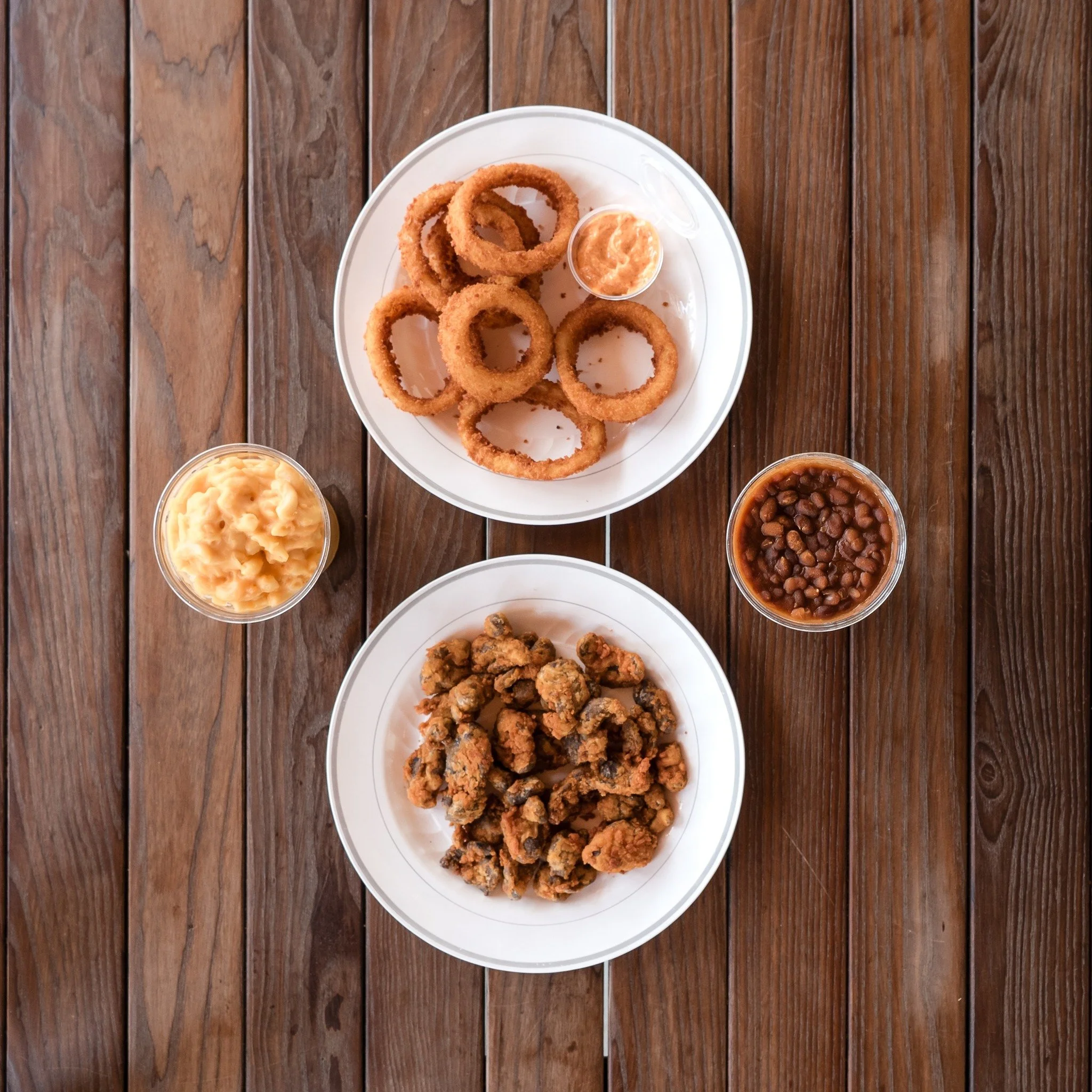 Now, that&rsquo;s what we call a complete meal. 🍴 Since 1983, our recipes haven&rsquo;t changed. And our famous gizzards have stayed a Lakeland favorite year after year!