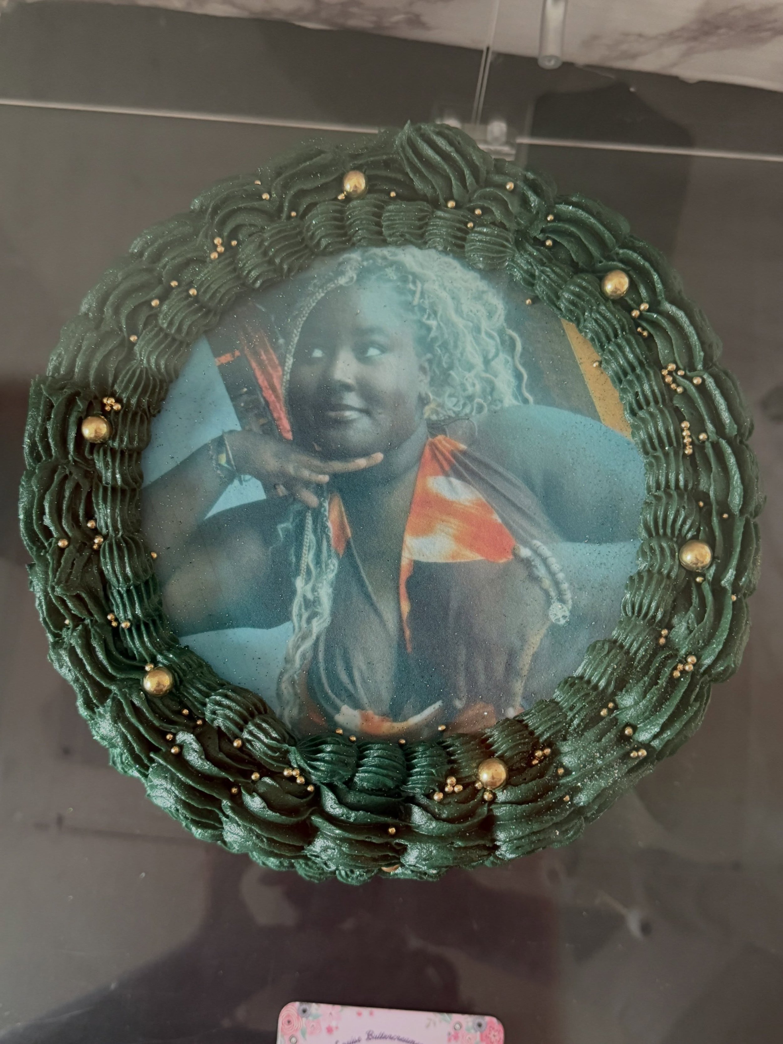 Emrald Green Picture Cake 2.jpg