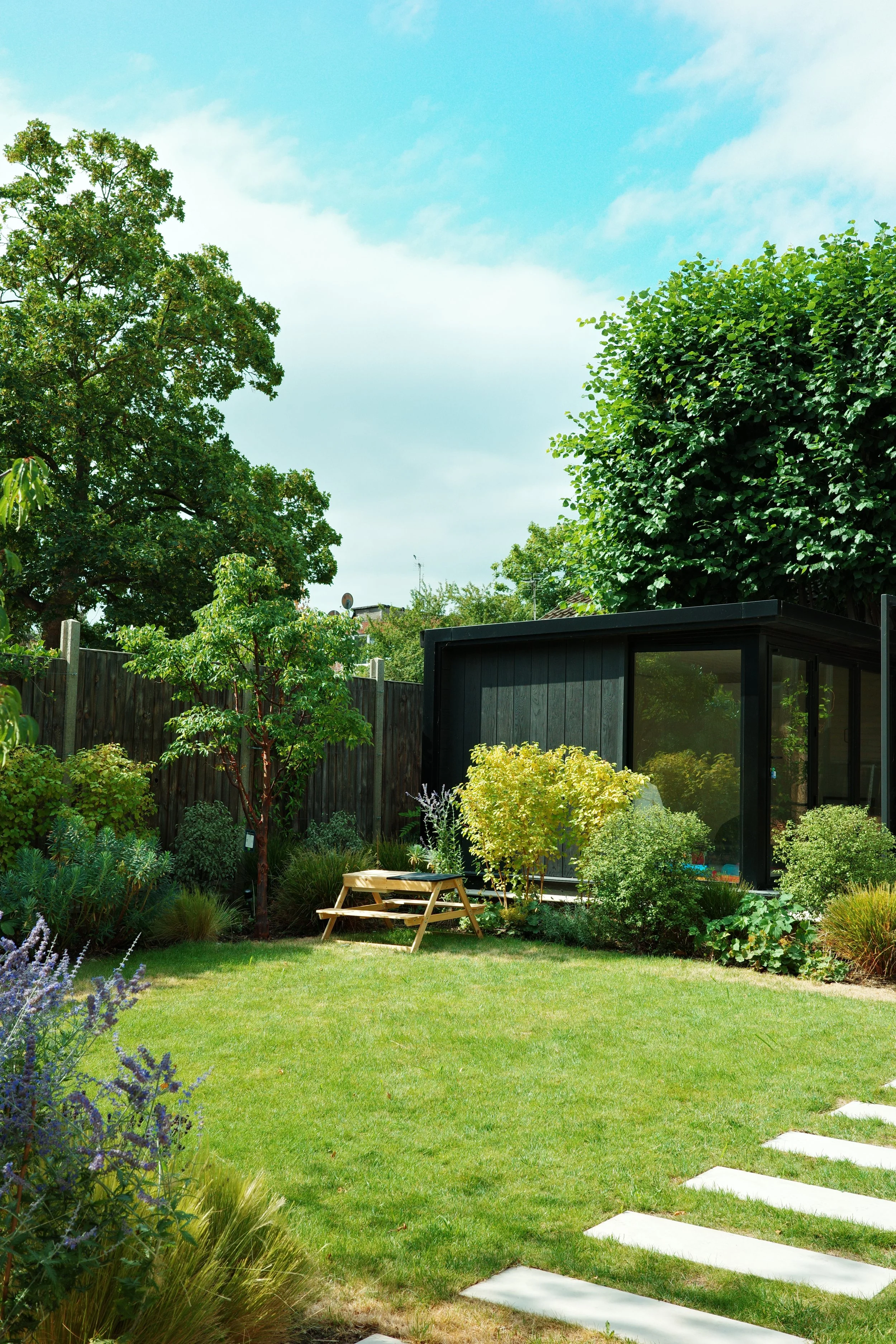 A Garden For Matt & Chandler- E10