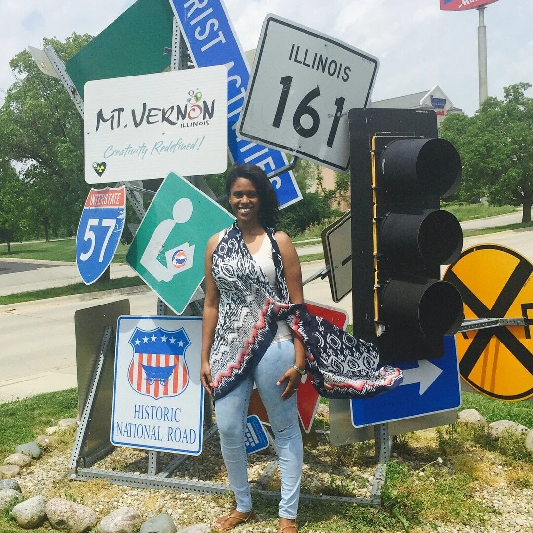 Mt Vernon Illinois Crossroads of America Sign Art GoAmberStop.JPG