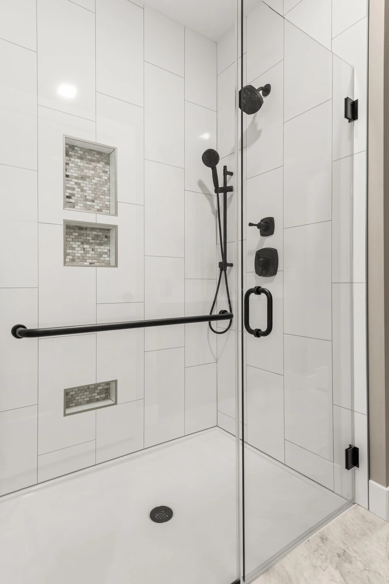 BHPropertySolutions_Unit107_016.jpg