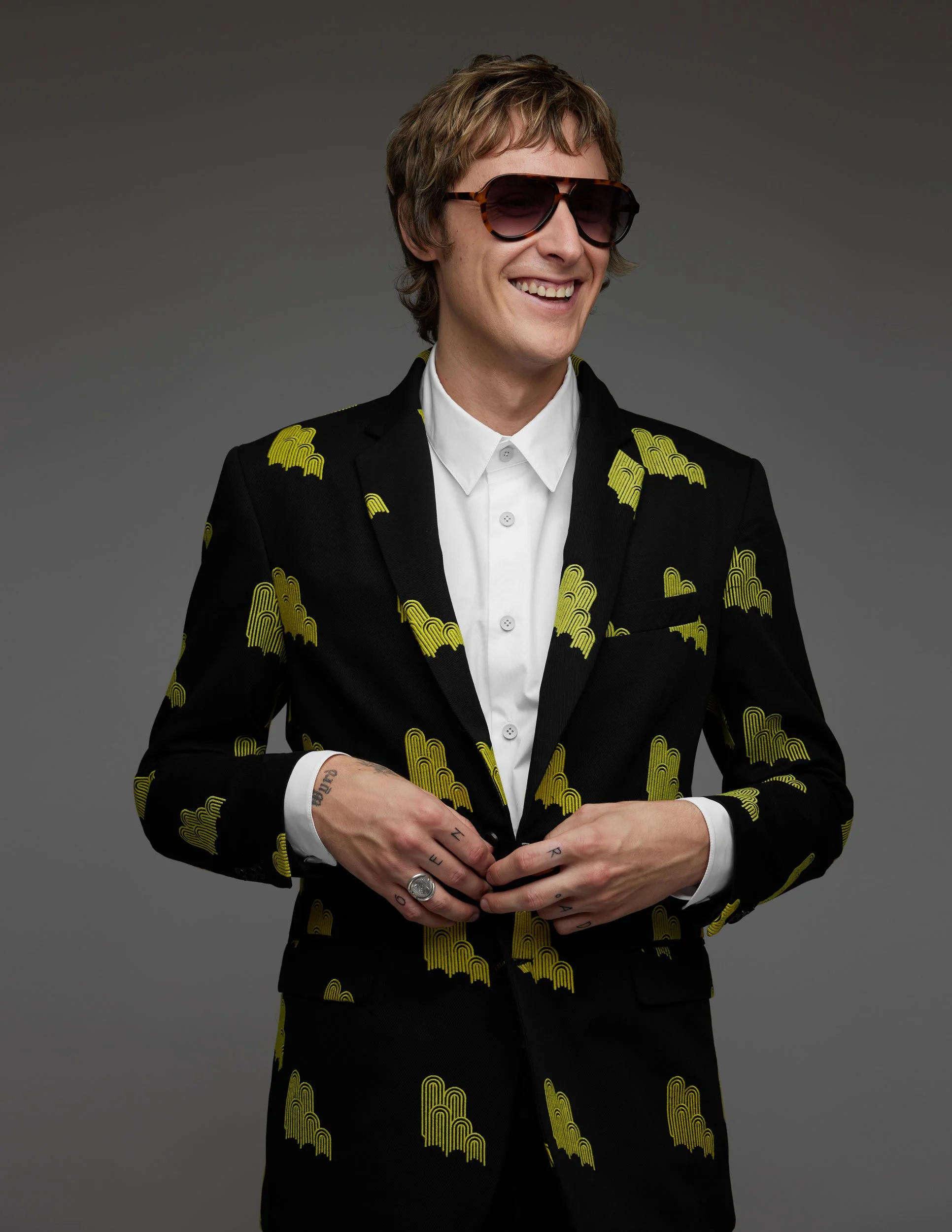 Oumlil_SS24_embroidered_jacket_5.jpg