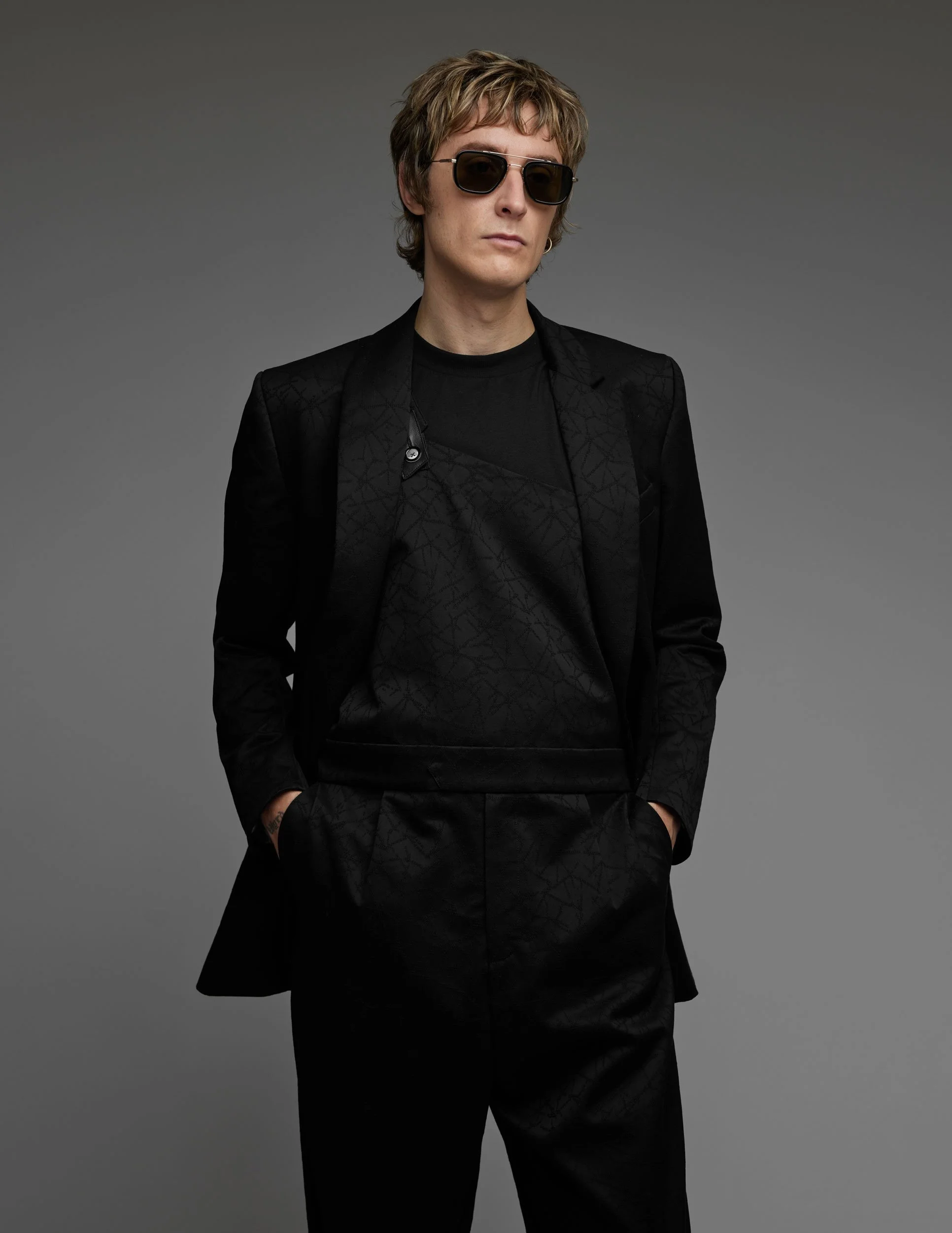 Oumlil_SS24_black_overall_pants-black_jacket_1.jpg
