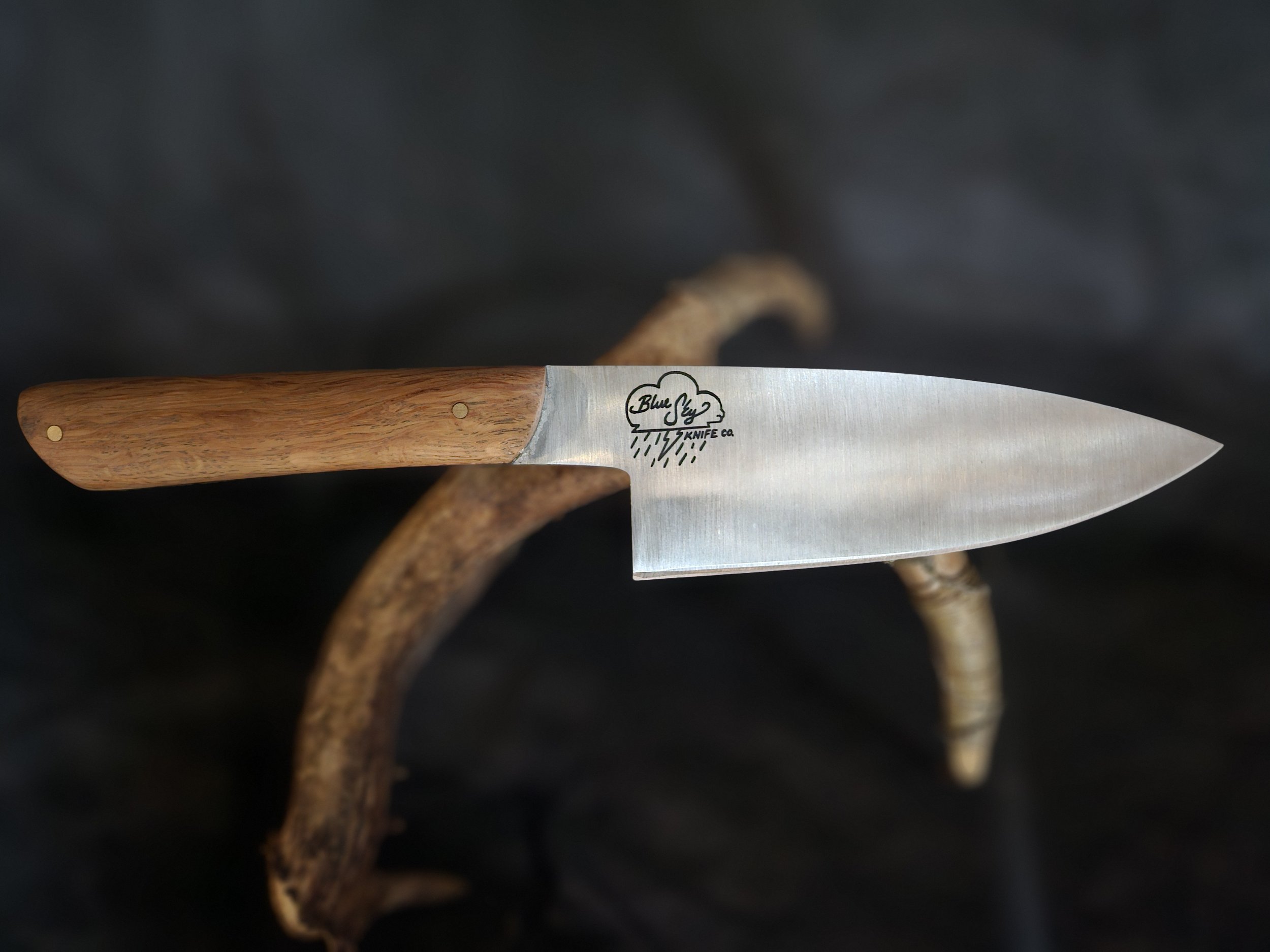 small chef's knife, swirly white oak
