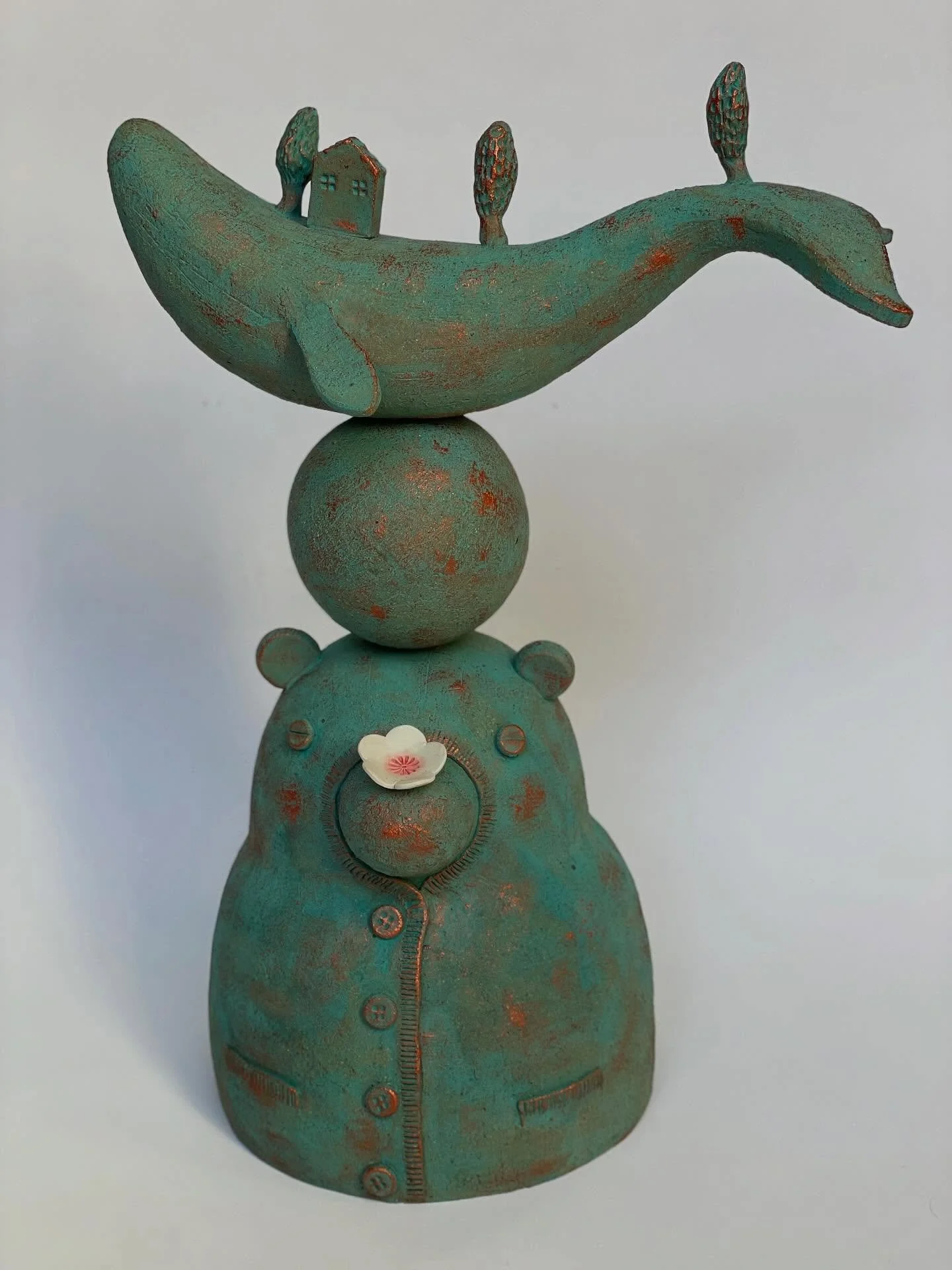 Ceramic - Healing flower series

My work is a journey of remembering endangered species, simultaneously telling a story of returning to the vast embrace of Mother Nature. Through keywords like whales, polar bears, seeds, and Mother Nature, I explore 