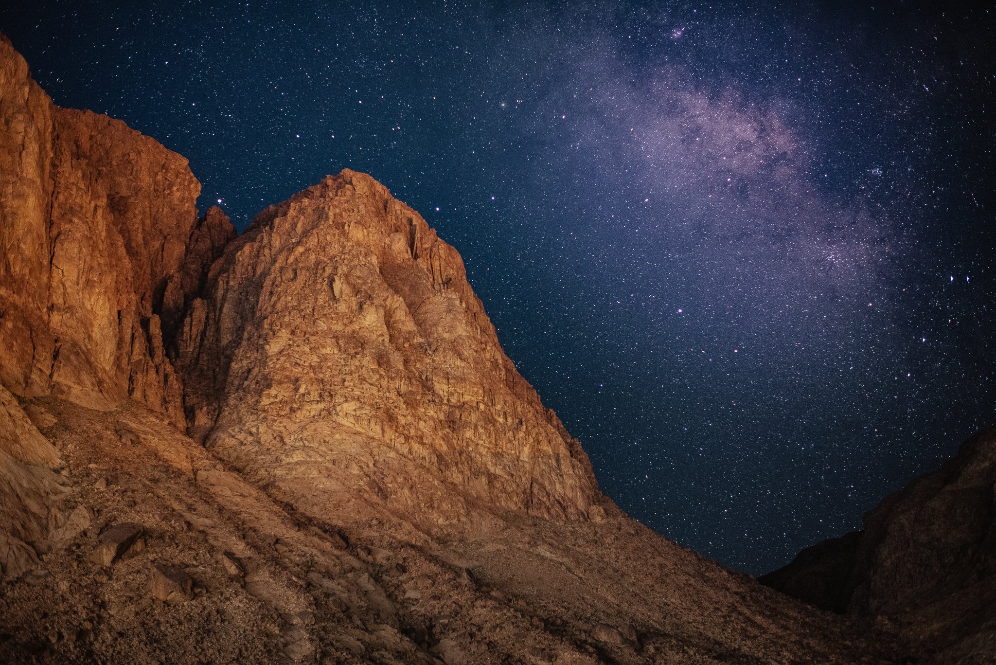 The open sky and the mountains