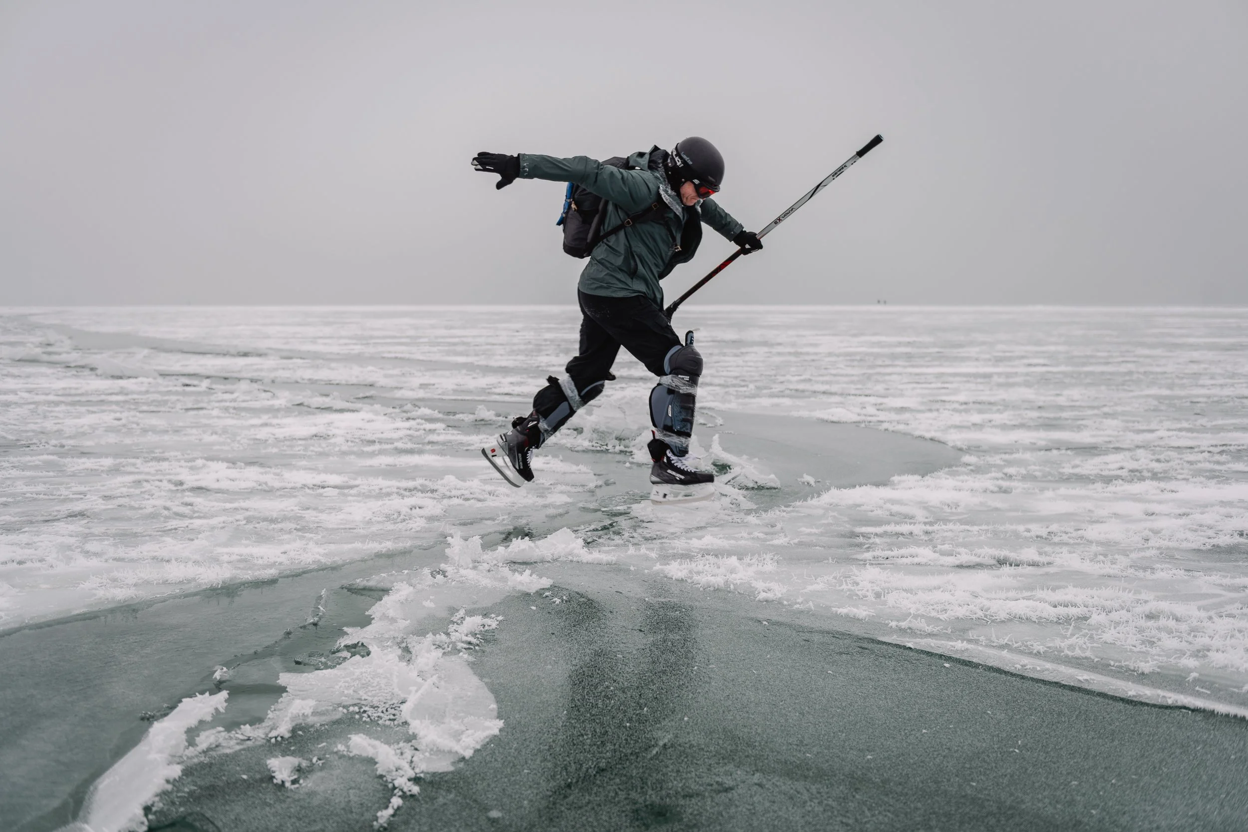 A 160+ kilometer expedition on the ice: Skating around Lake Balaton